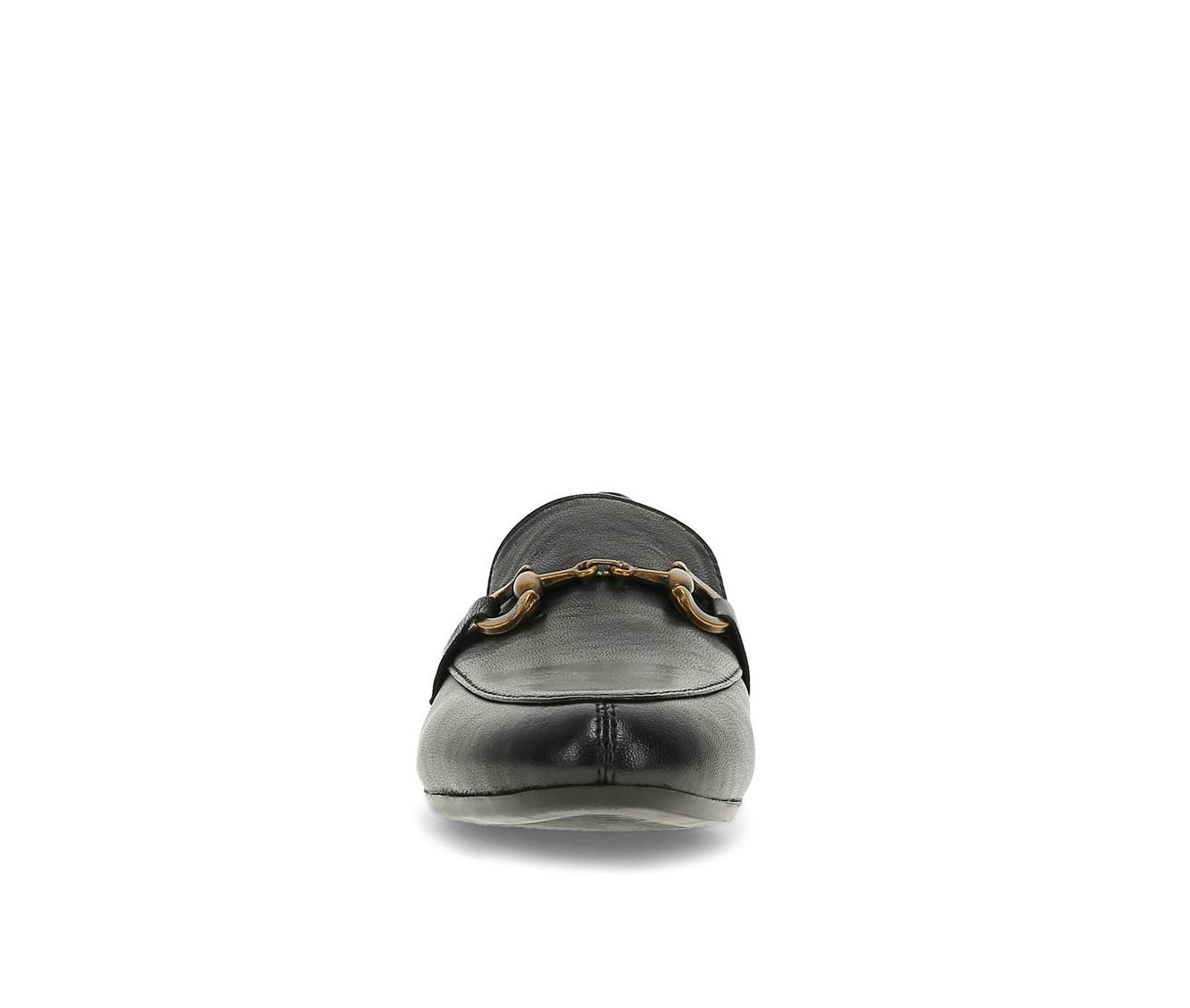 Women's Baretraps Wyatt Loafers Product Image