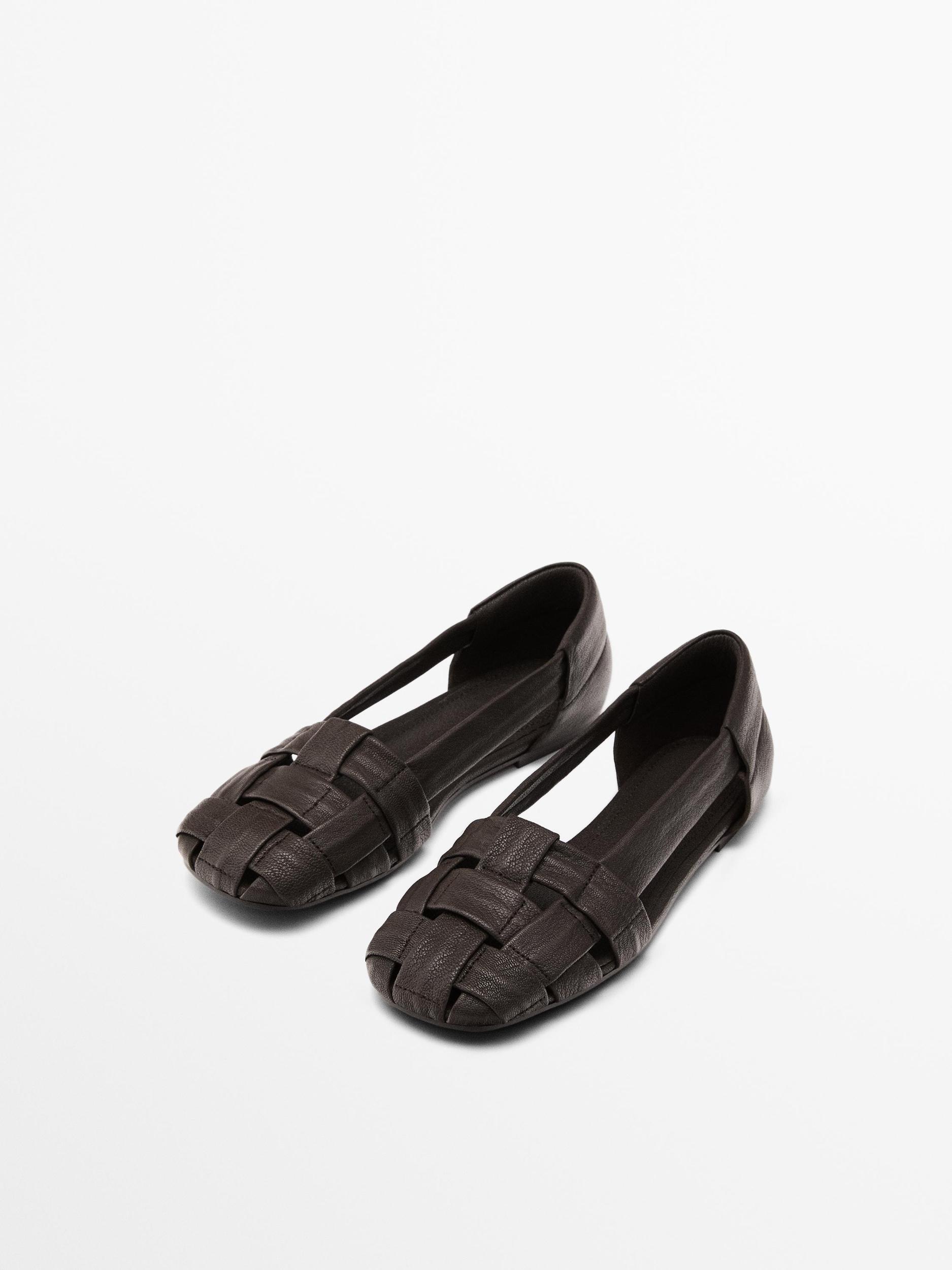 Soft leather cage sandals Product Image