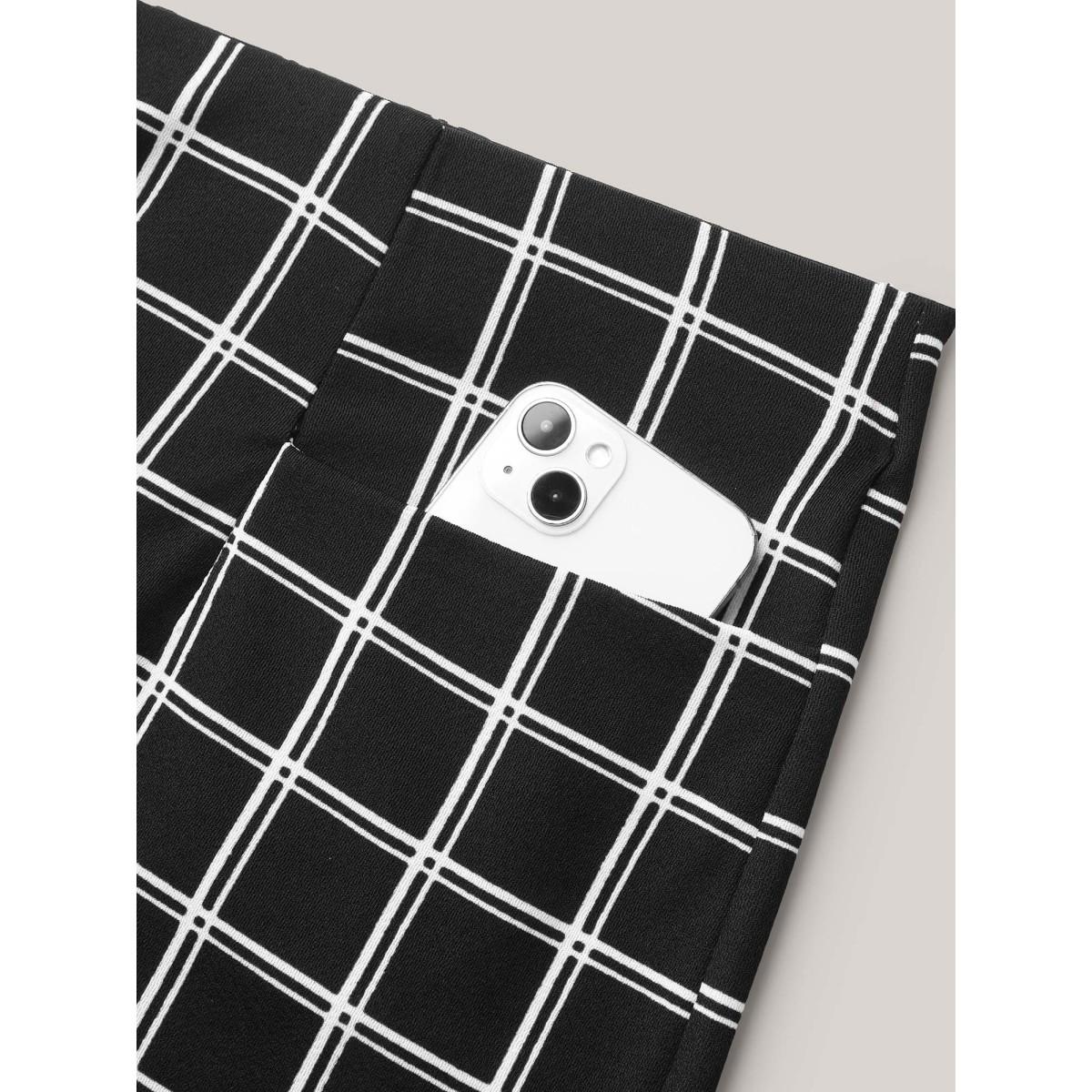 Plus Size Plaid Pattern Stretchy Waist Wide-Leg Pants Women Black At the Office Wide Leg Mid Rise Work Pants BloomChic 22-24/3X Product Image