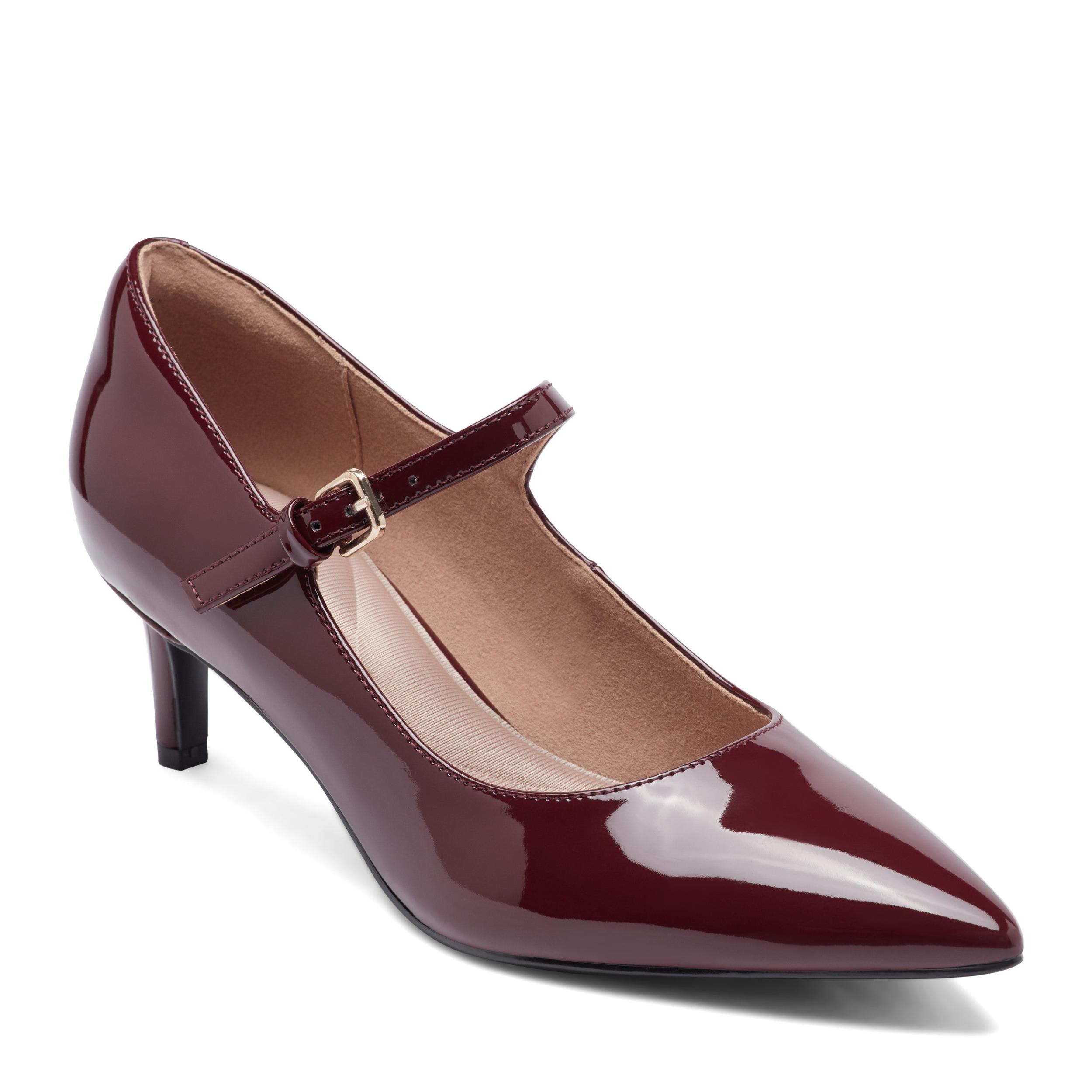 Women's Total Motion Chase Classic Mary-Jane Dress Pumps Product Image