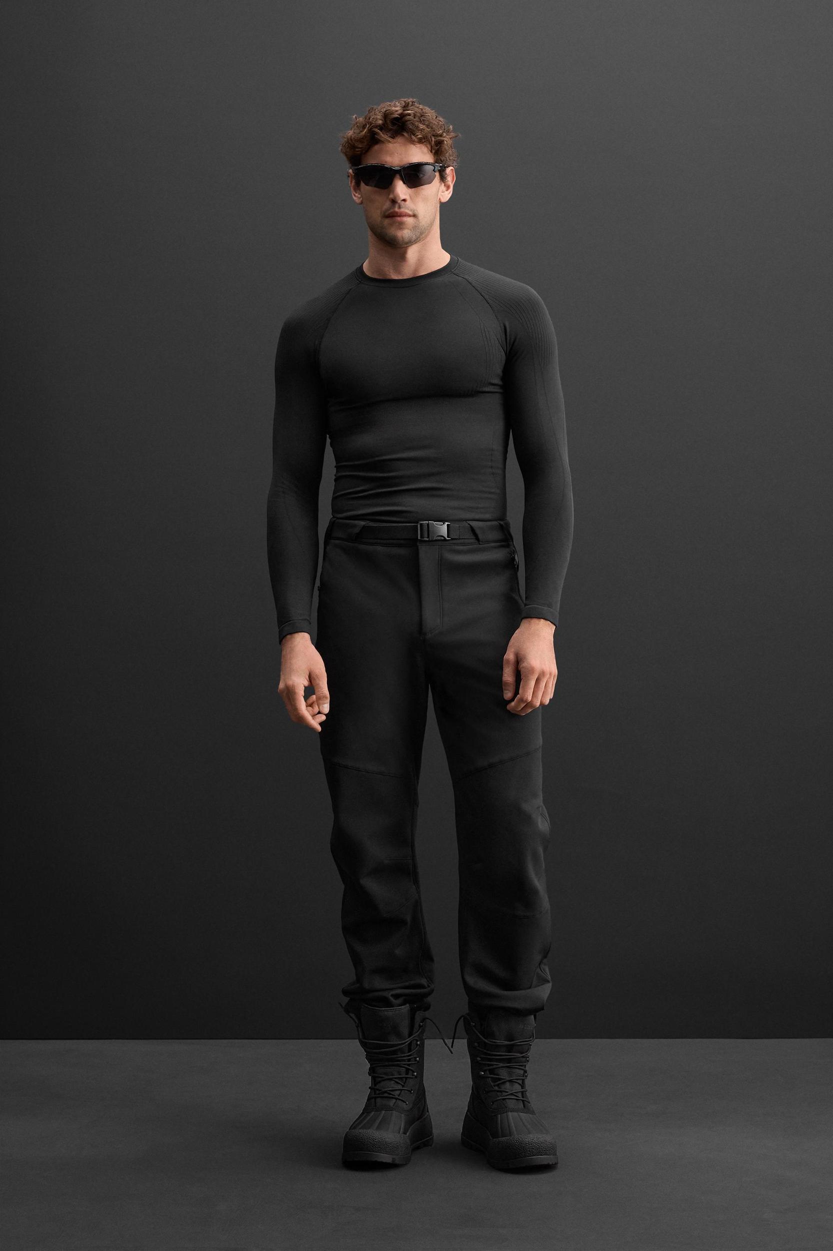 COMPRESSION BASE LAYER T-SHIRT Product Image