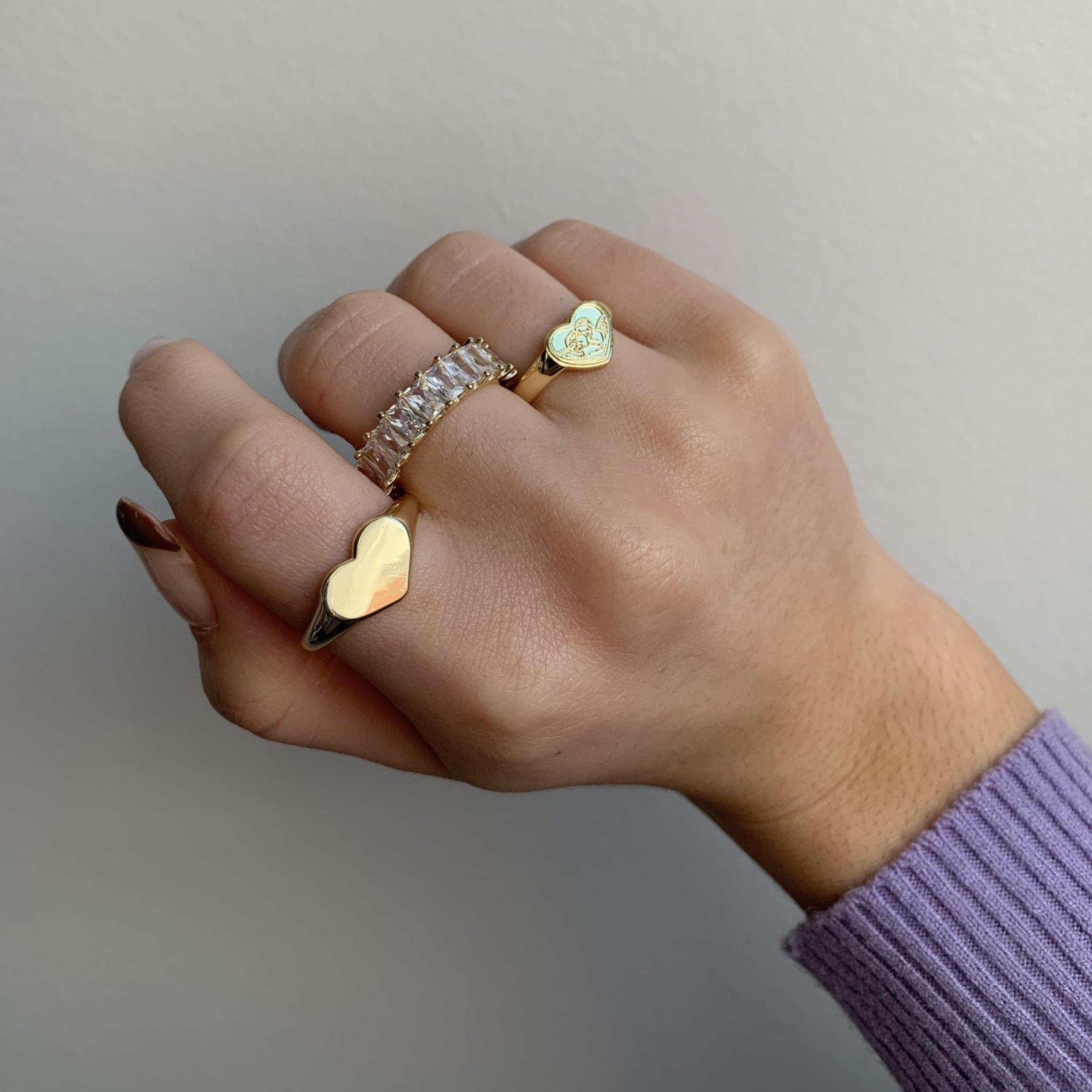 Heavenly Kiss Ring Product Image