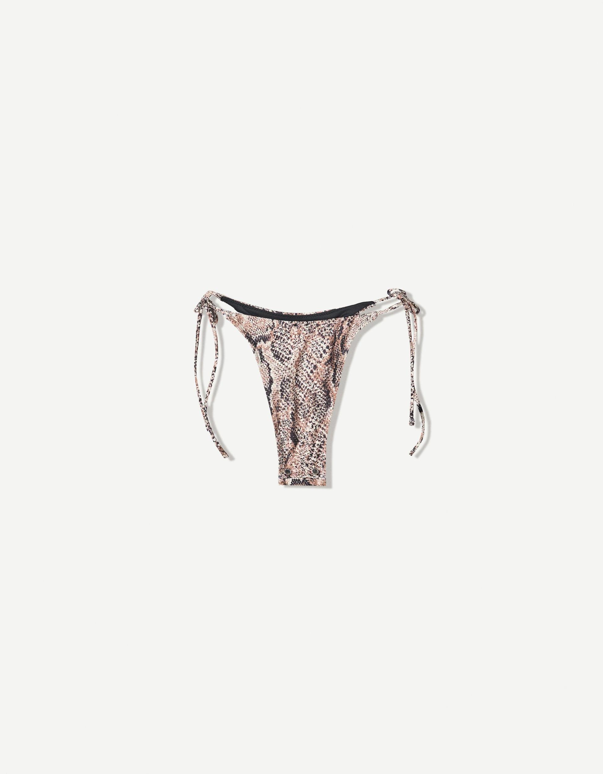 Animal print bikini bottoms Product Image