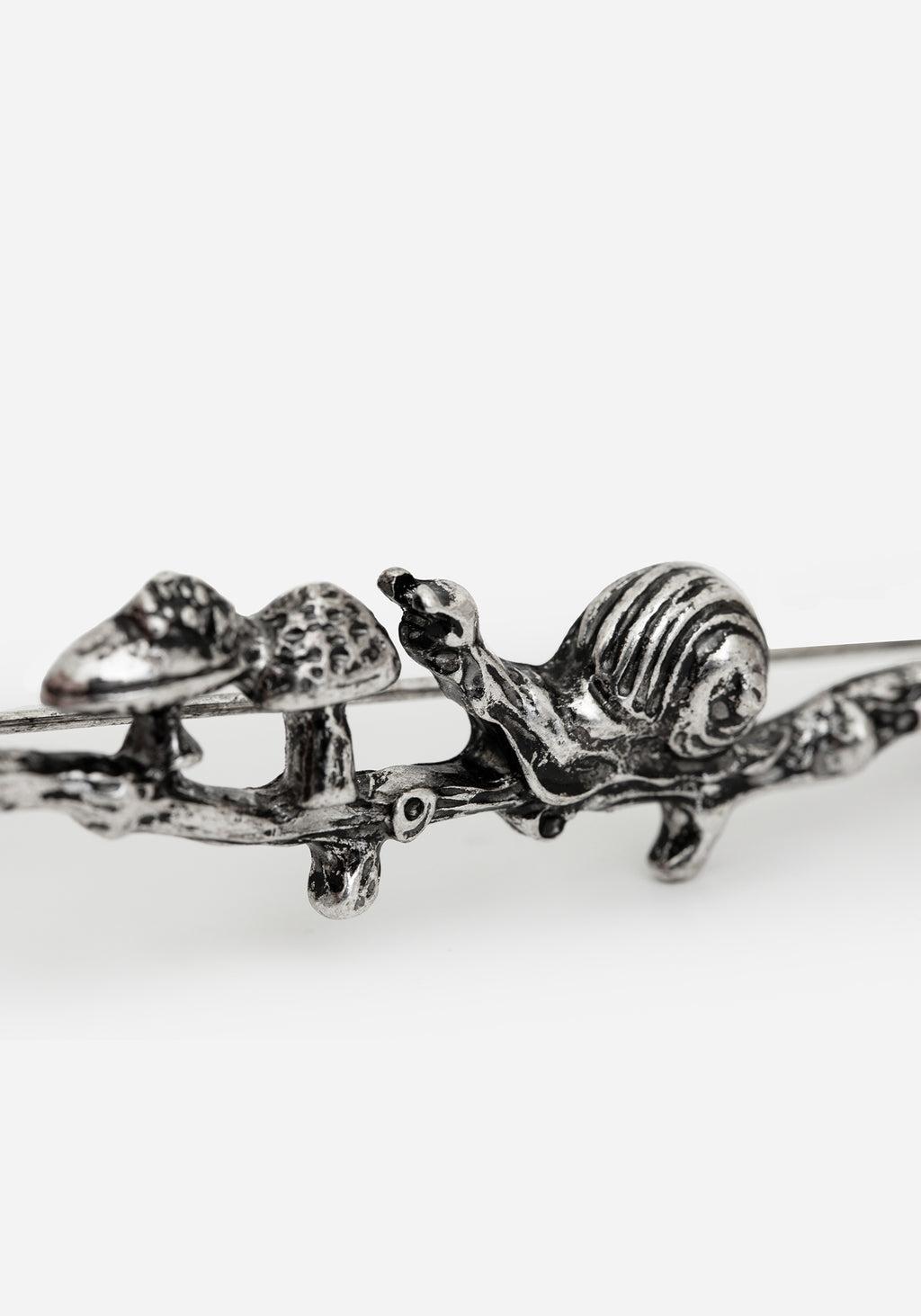 Zinnia Brooch Pin Product Image