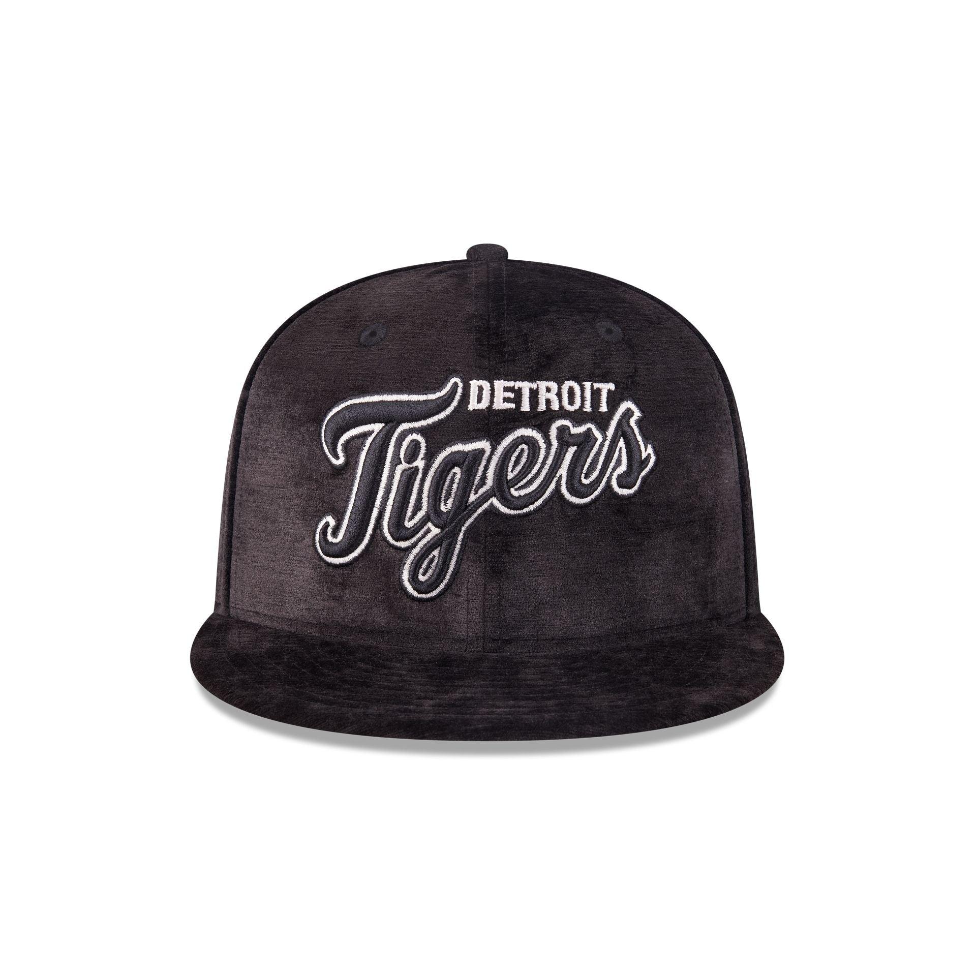 Detroit Tigers Black Velvet 59FIFTY Fitted Hat Male Product Image