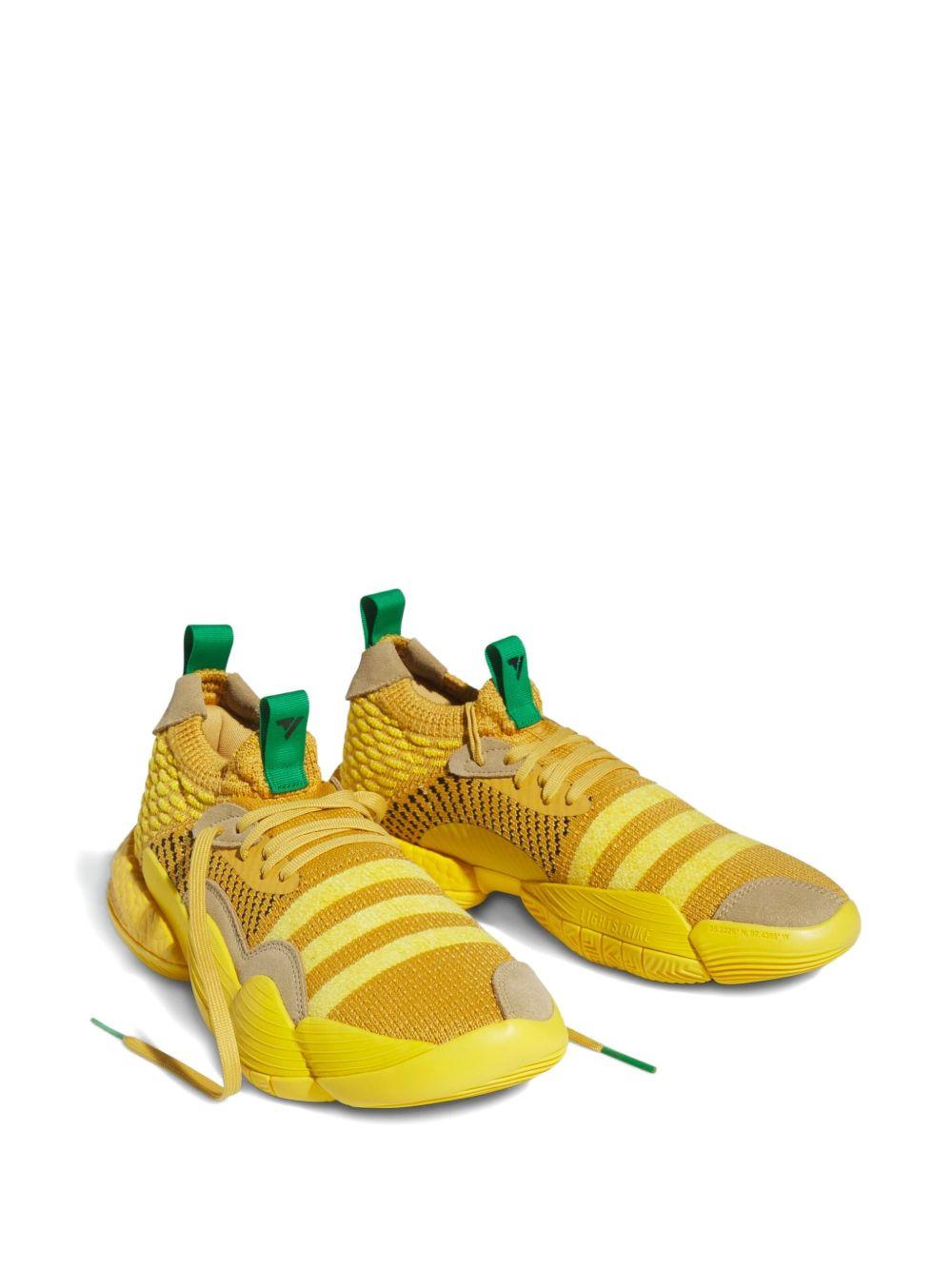 Trae Young 2.0 "Hazy Yellow" sneakers Product Image