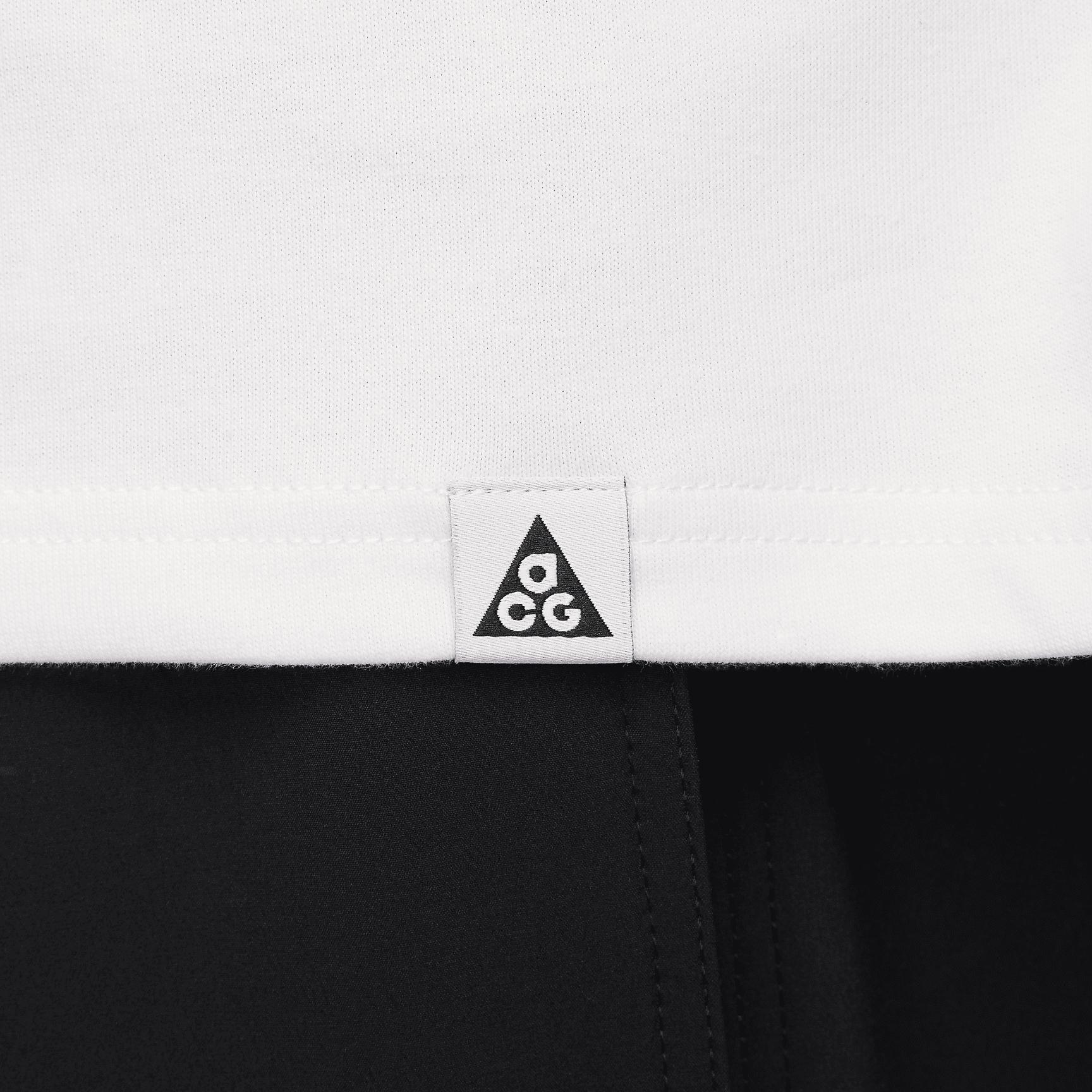 Nike ACG Men's Dri-FIT T-Shirt Product Image