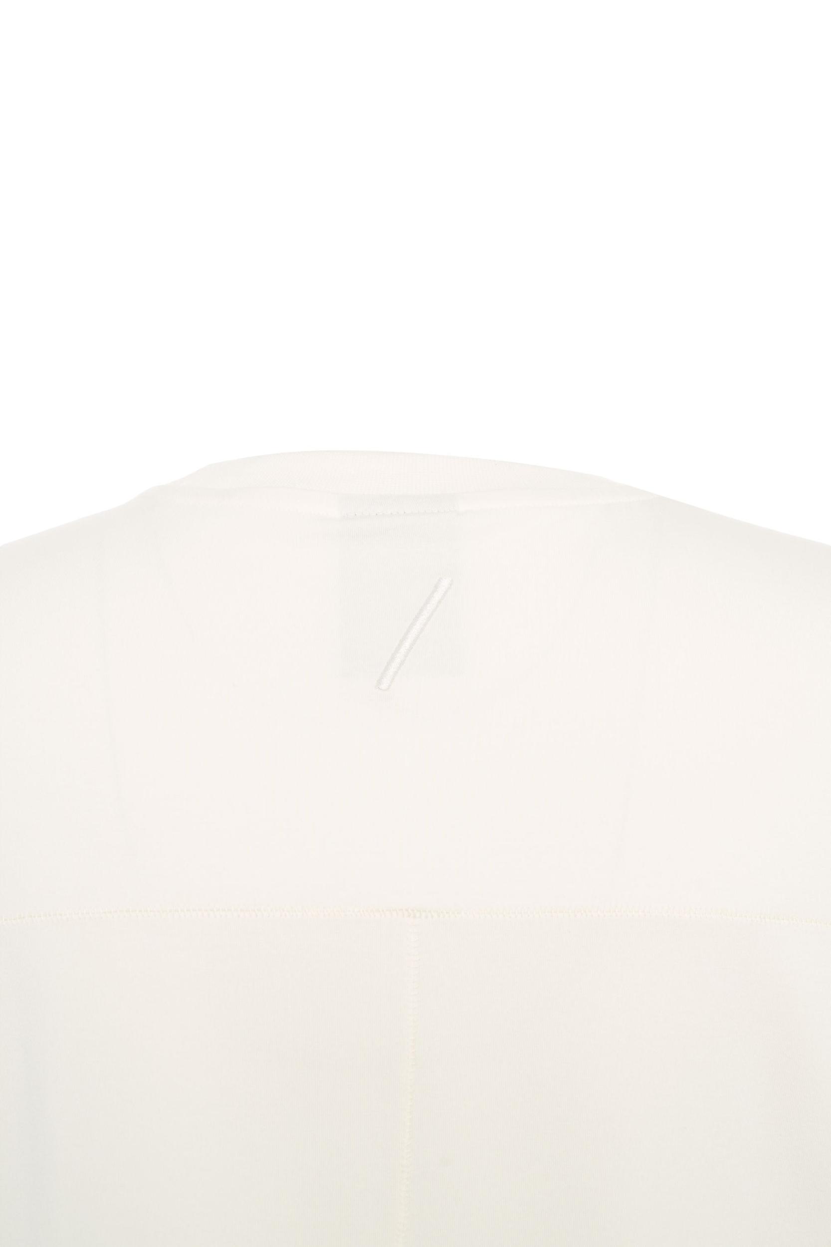 T-shirt with oversize fit Product Image