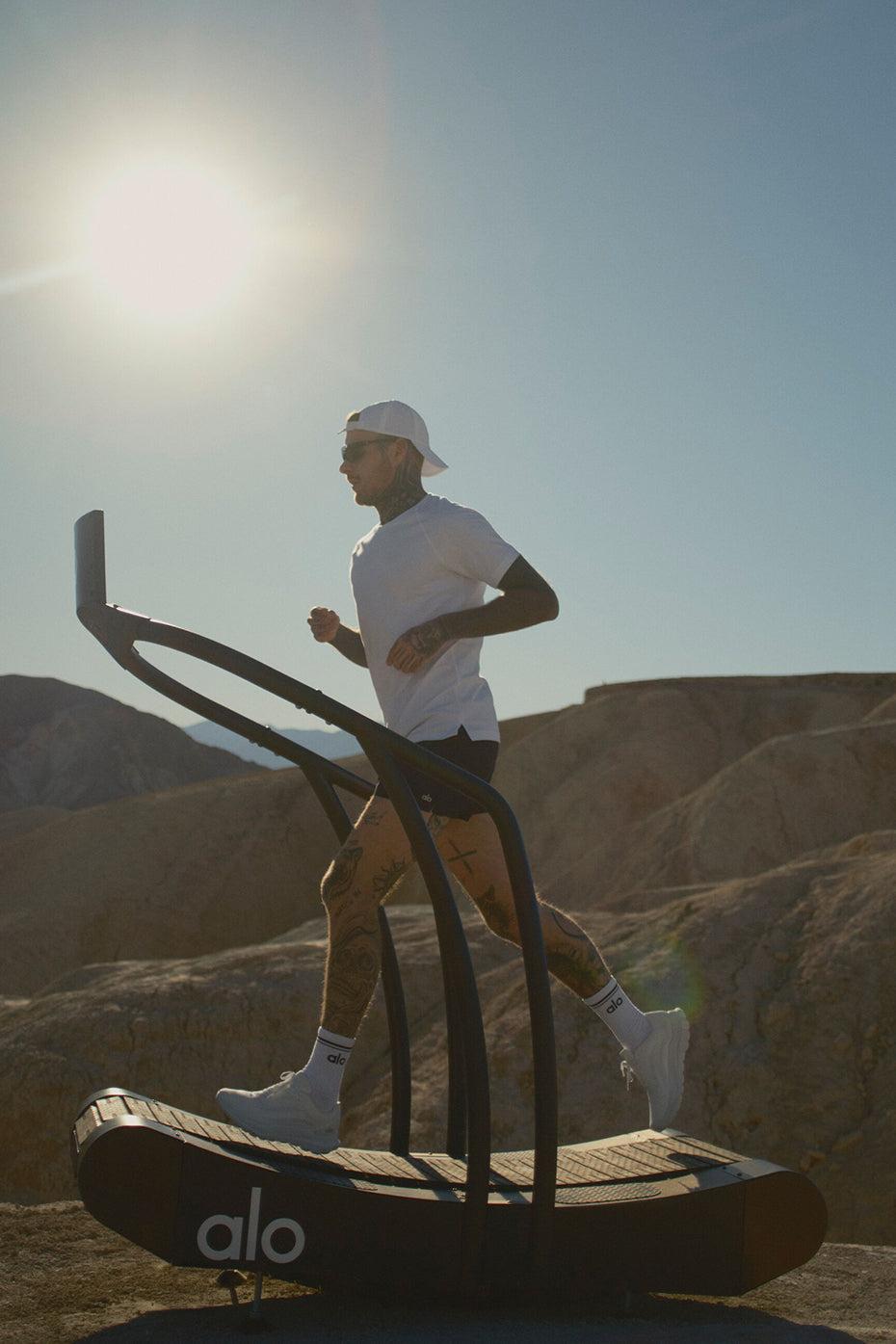 Alo Runner - White/White Product Image