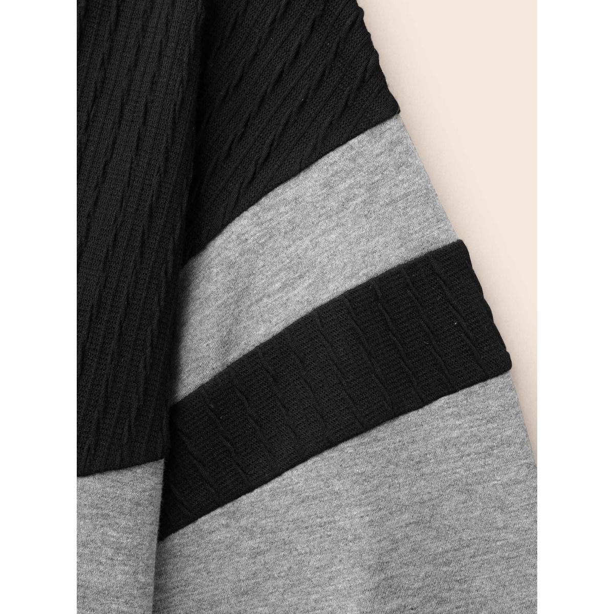 Plus Size Texture Patchwork Contrast V Neck Sweatshirt Women Black Casual Texture Loose V-neck Everyday Sweatshirts BloomChic 26/4X Product Image