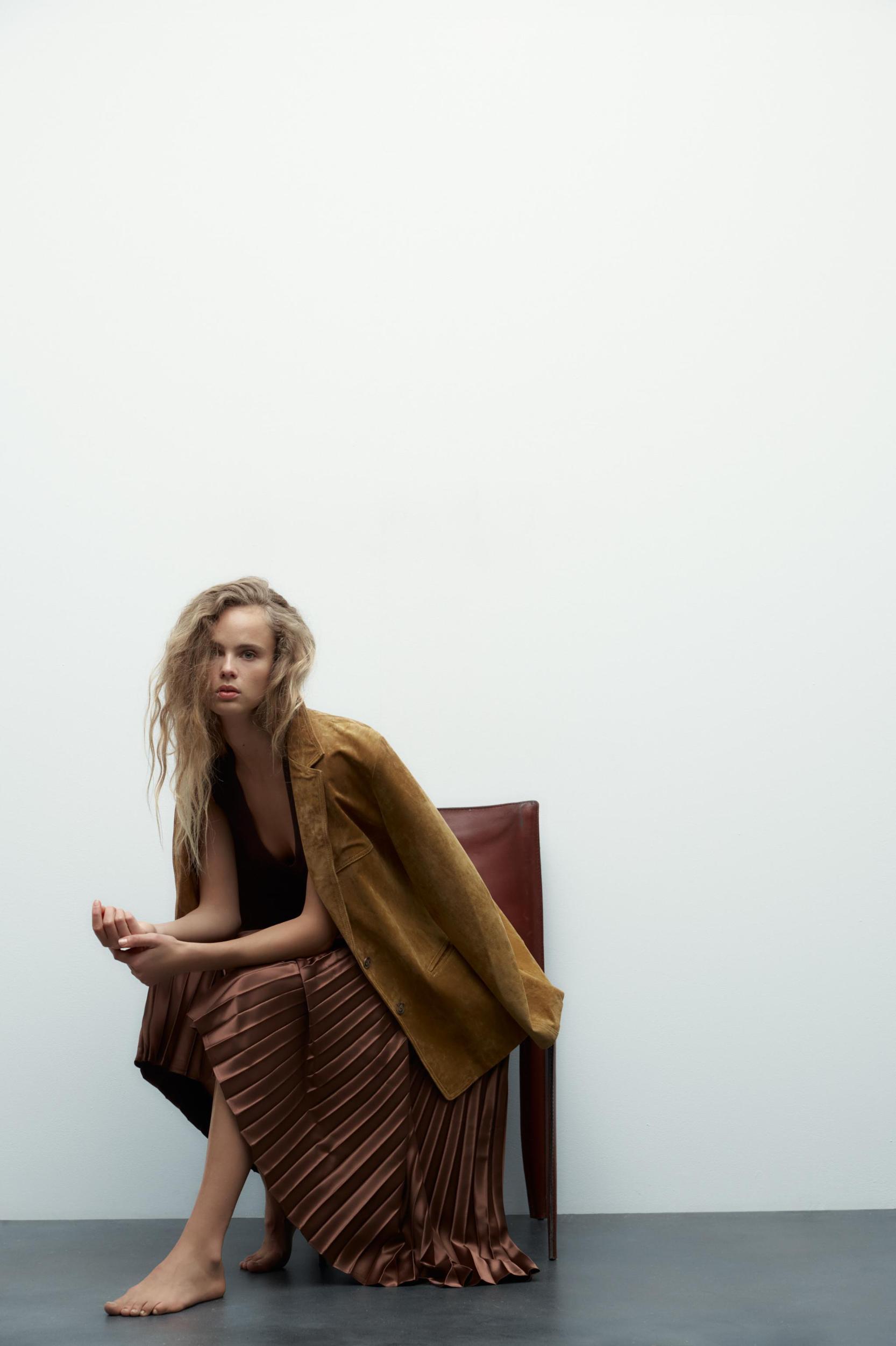 PLEATED SATIN MIDI SKIRT Product Image