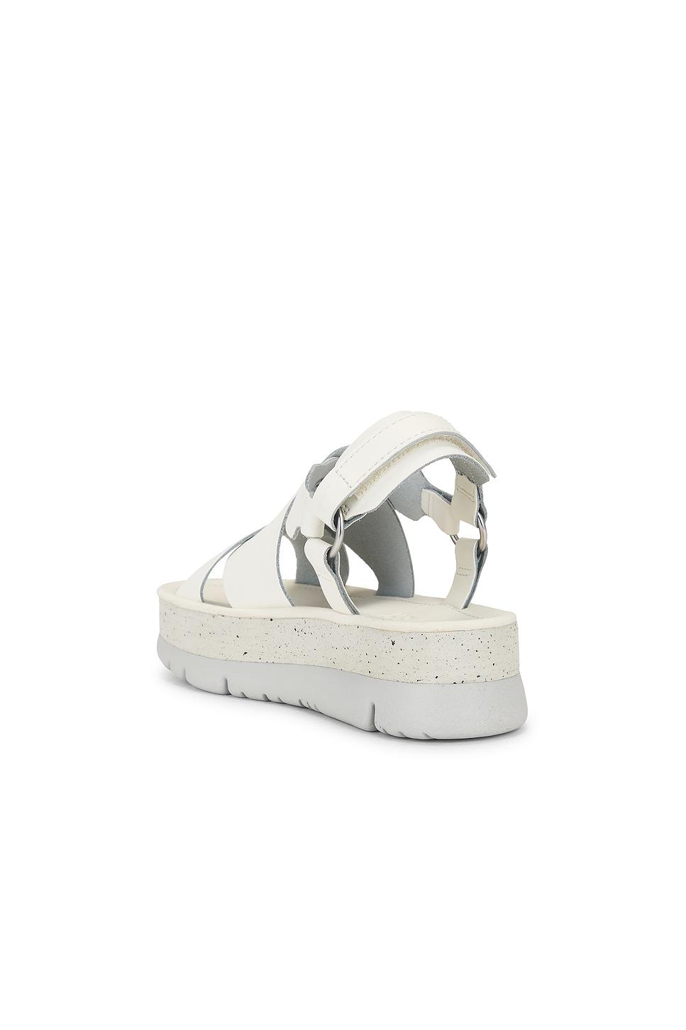 Oruga Up Sandal Camper Product Image