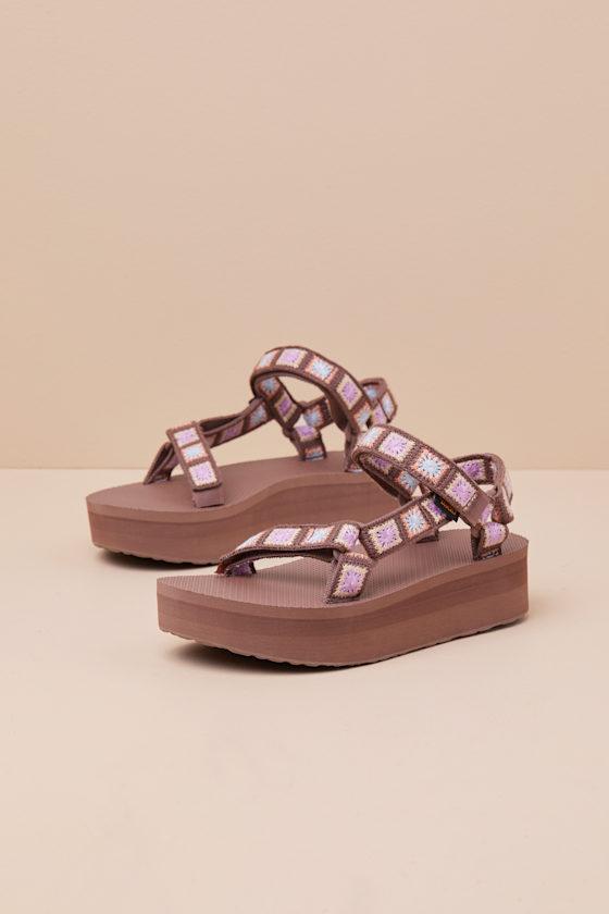 Flatform Universal Crochet Unwind Sandals Product Image