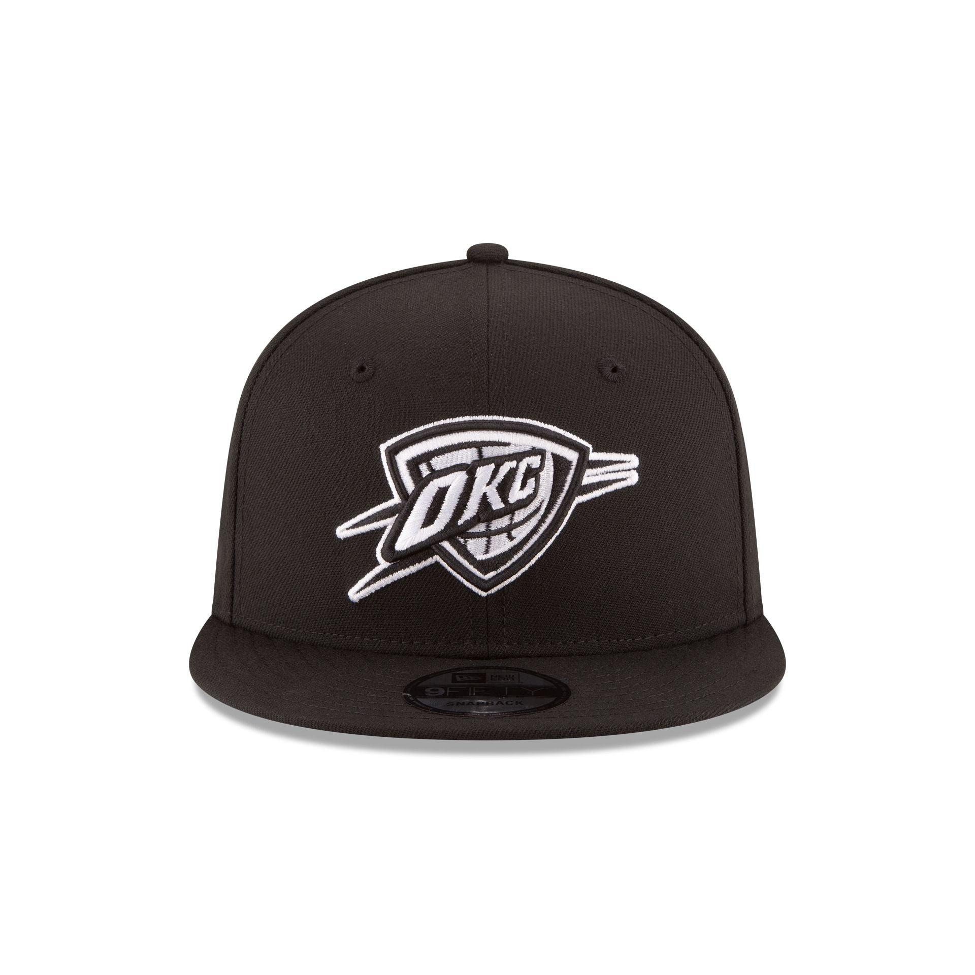 Oklahoma City Thunder 2025 NBA Champions Black & White 9FIFTY Snapback Hat Male Product Image
