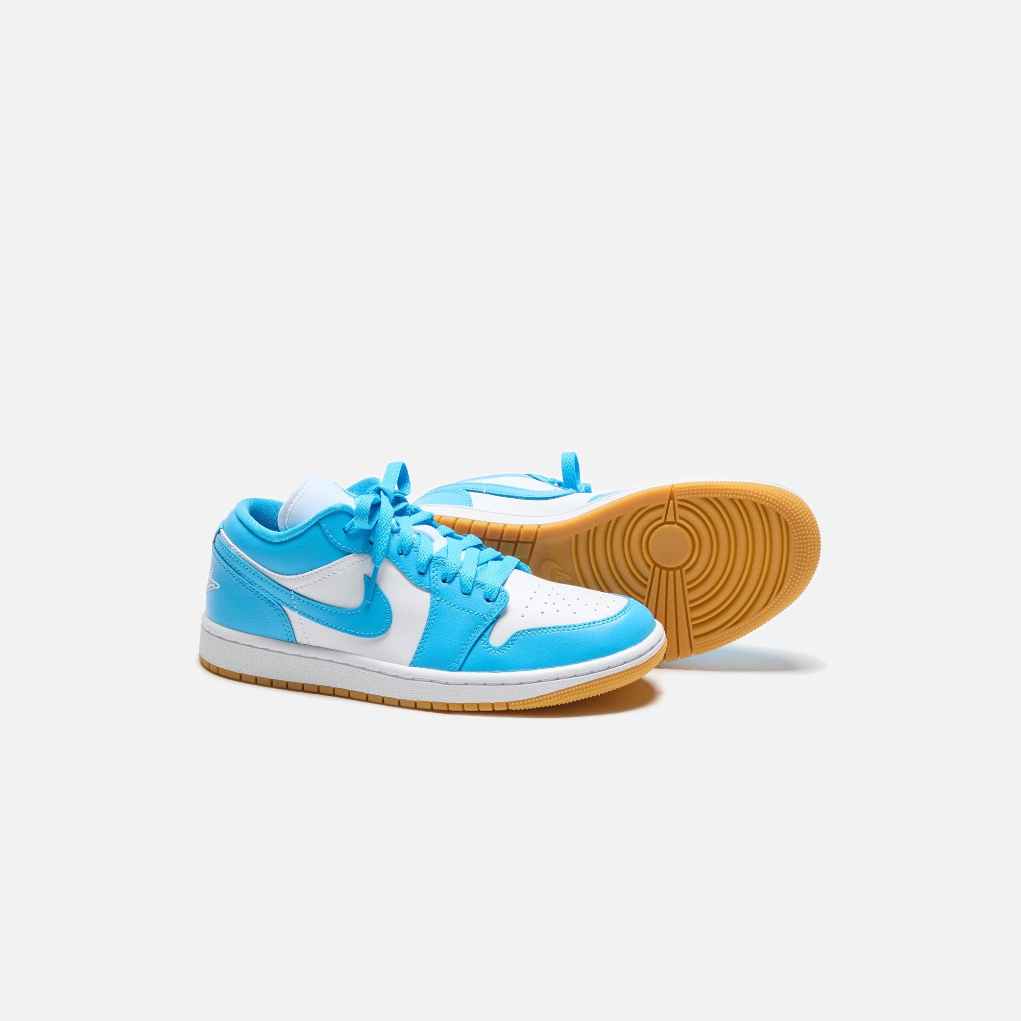 Jordan WMNS Air Jordan 1 Low - White / Gum Light Brown / Dark Powder Blue Female Product Image