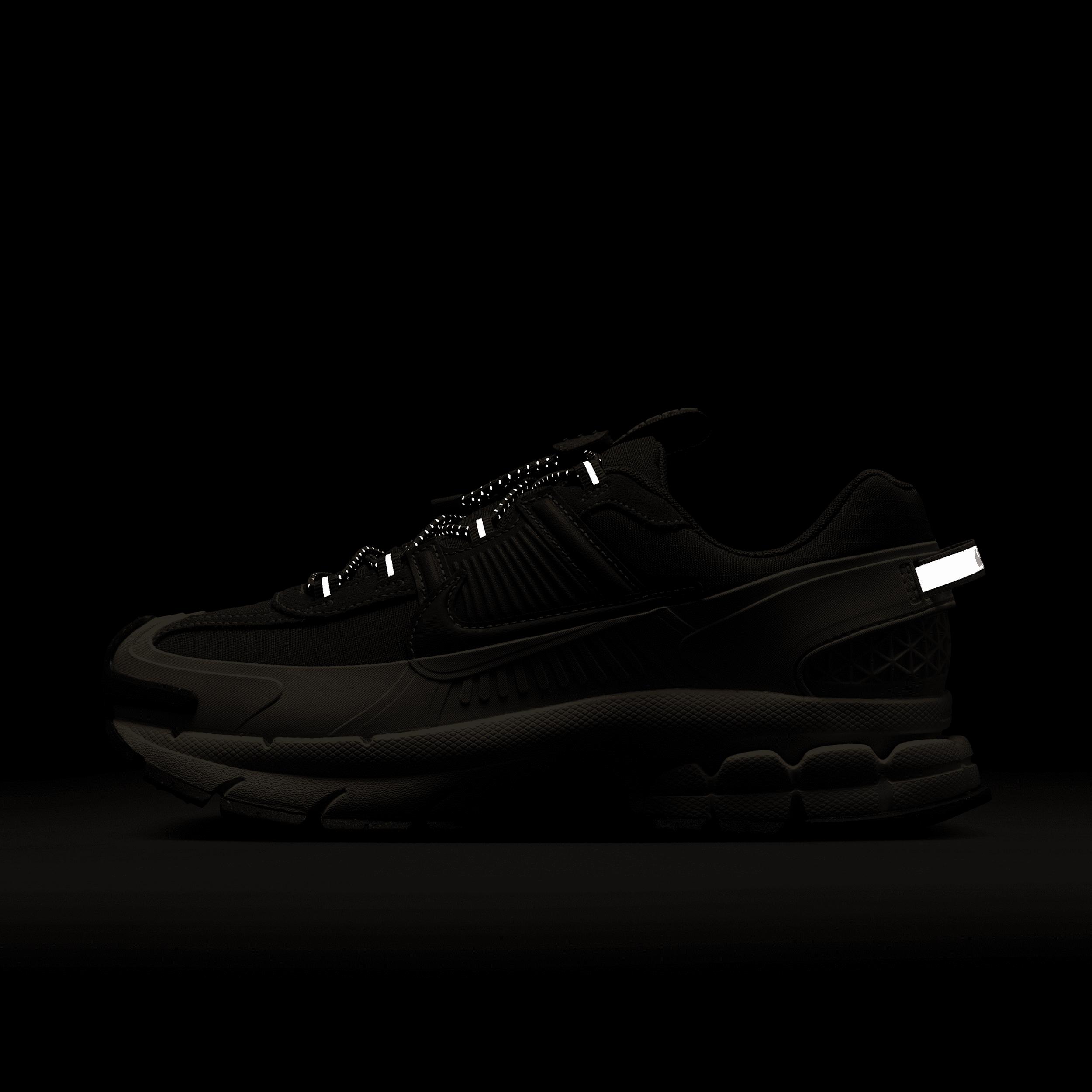 Womens Nike Zoom Vomero Roam Casual Shoes Product Image