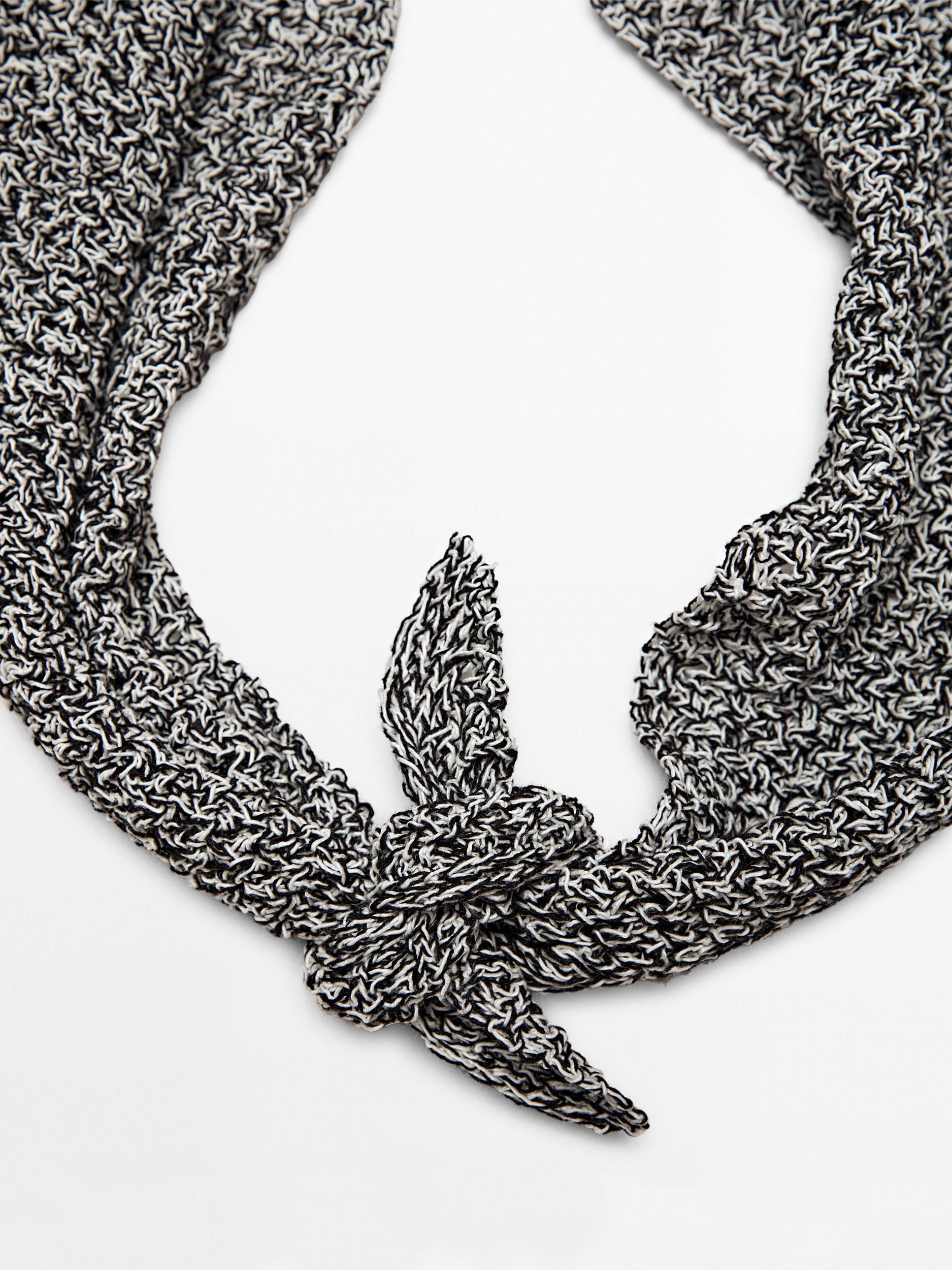 Cotton blend knitted bandana Product Image