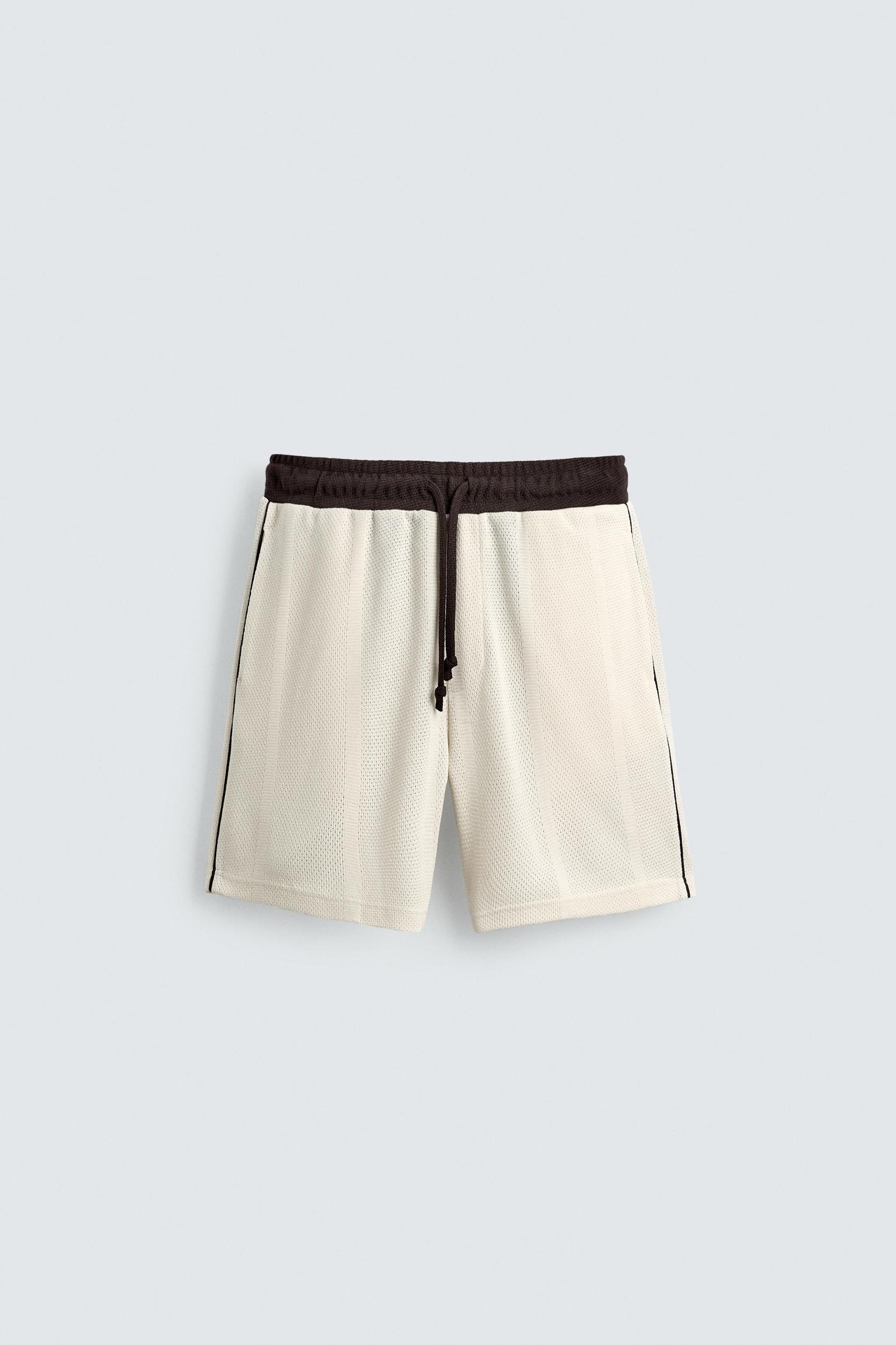 RETRO CONTRAST SOCCER SHORTS Product Image