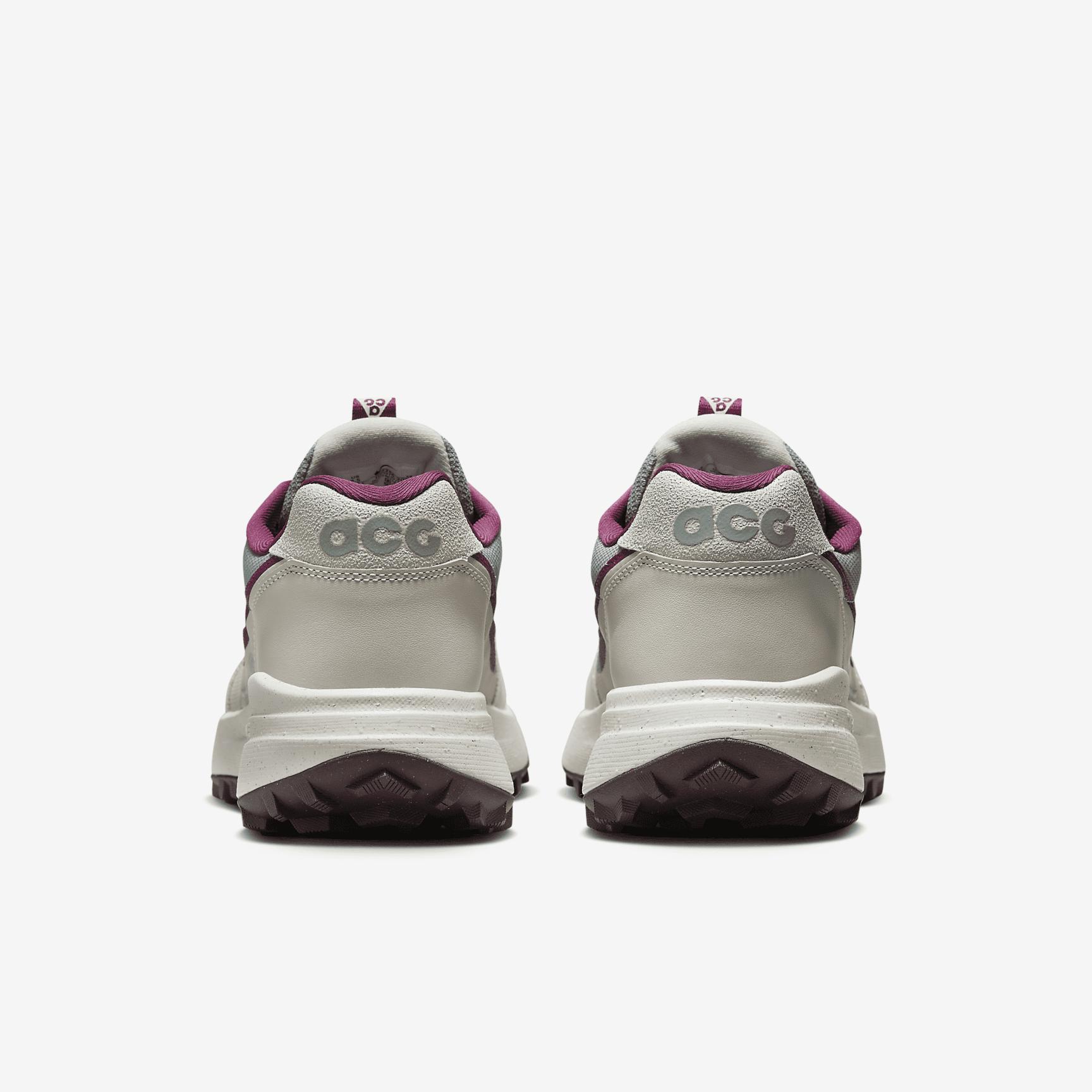 Nike ACG Lowcate Men's Shoes Product Image