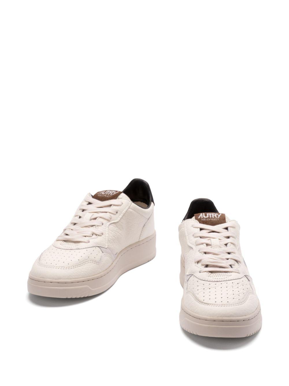Aulmle sneakers  Product Image