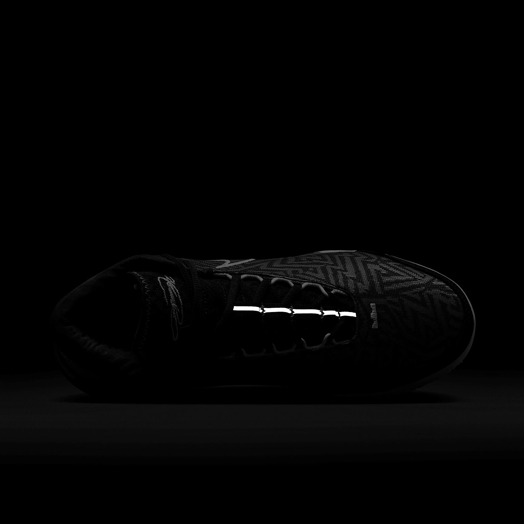 Nike Men's LeBron NXXT Genisus Basketball Shoes Product Image