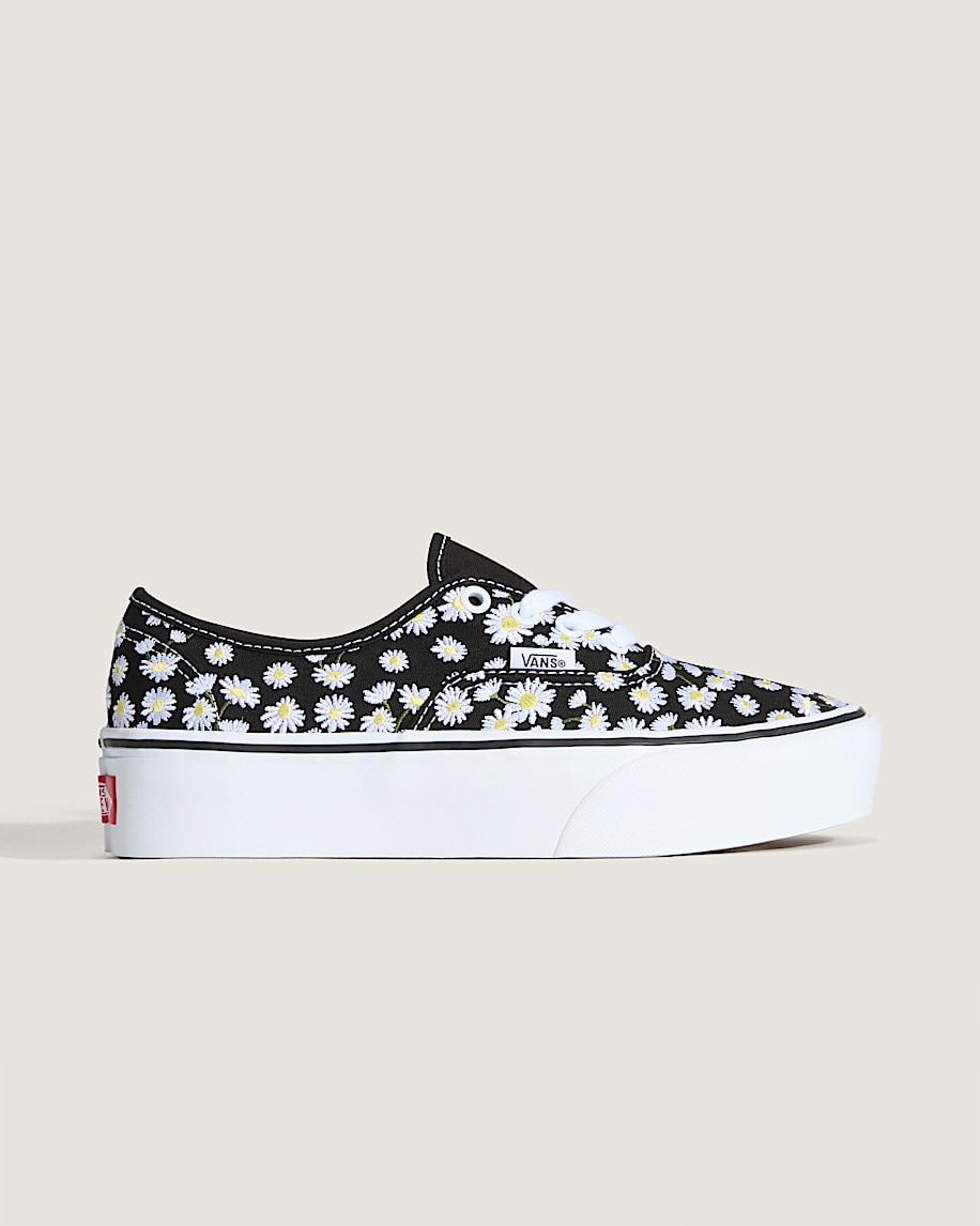 Authentic Platform Shoe in Black / White| Vans US Product Image