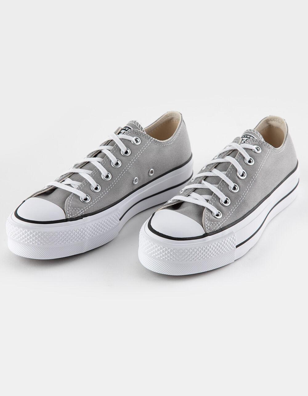 CONVERSE Chuck Taylor All Star Lift Platform Womens Low Top Shoes - GRAY Product Image