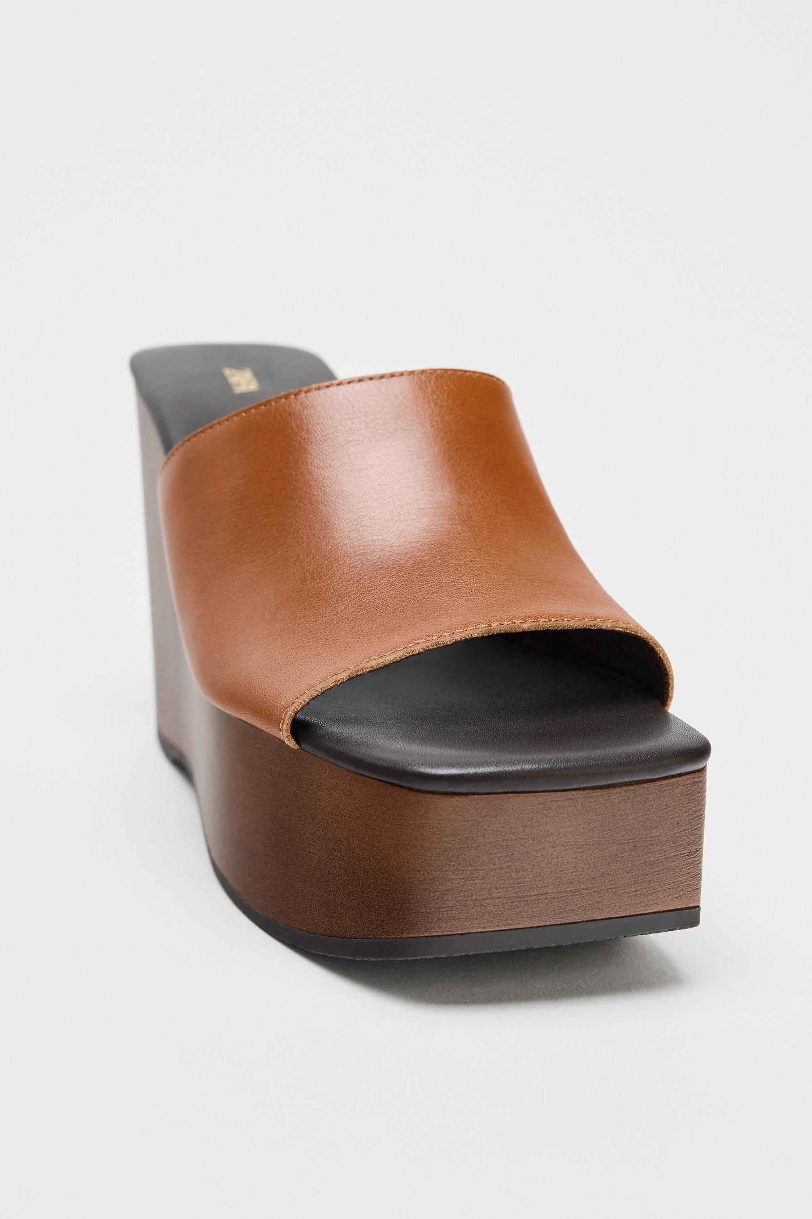 LEATHER WEDGE Product Image