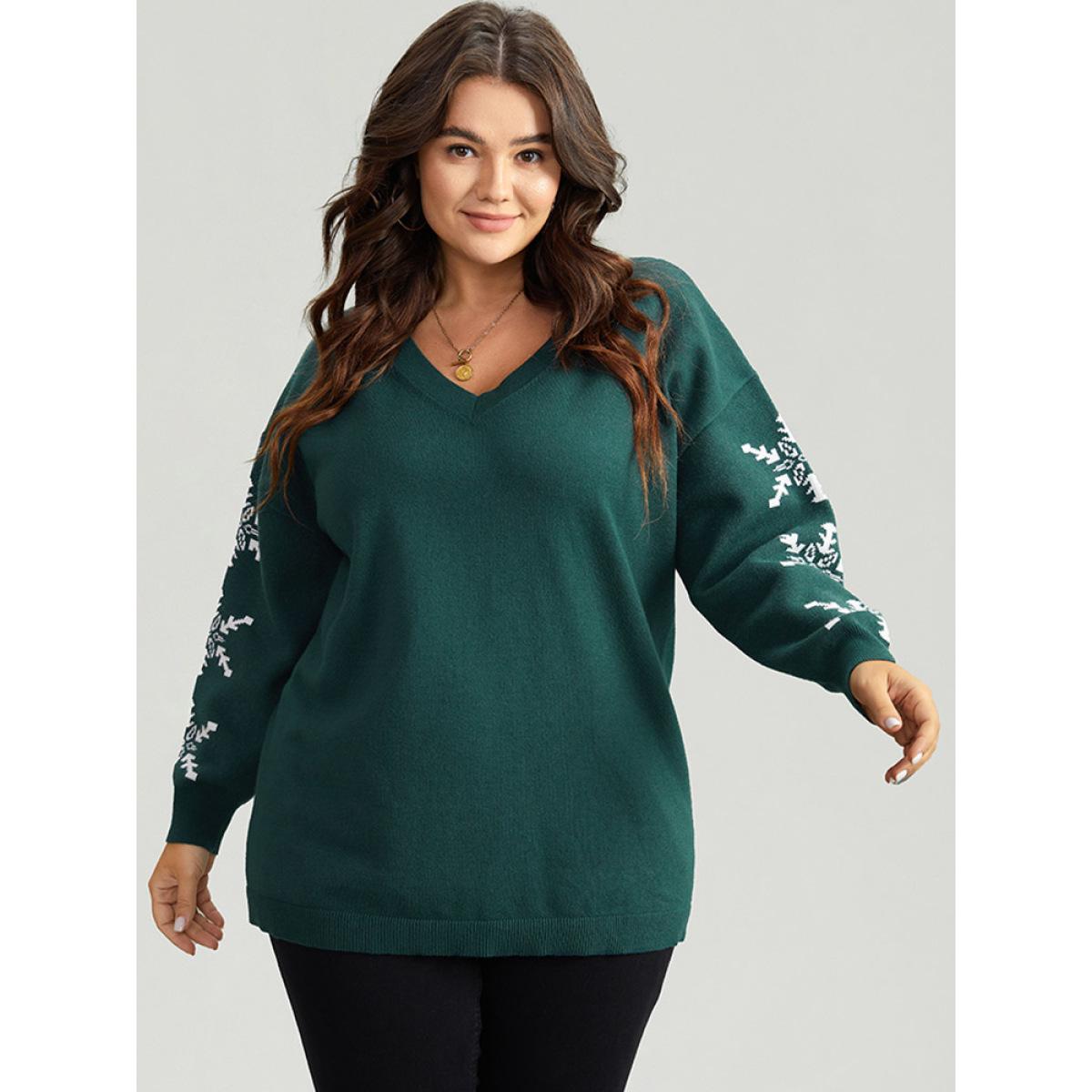 Plus Size Supersoft Essentials Snowflake Print V Neck Pullover DarkGreen Women Casual Loose Long Sleeve V-neck Festival-Christmas Pullovers BloomChic 12/L Product Image