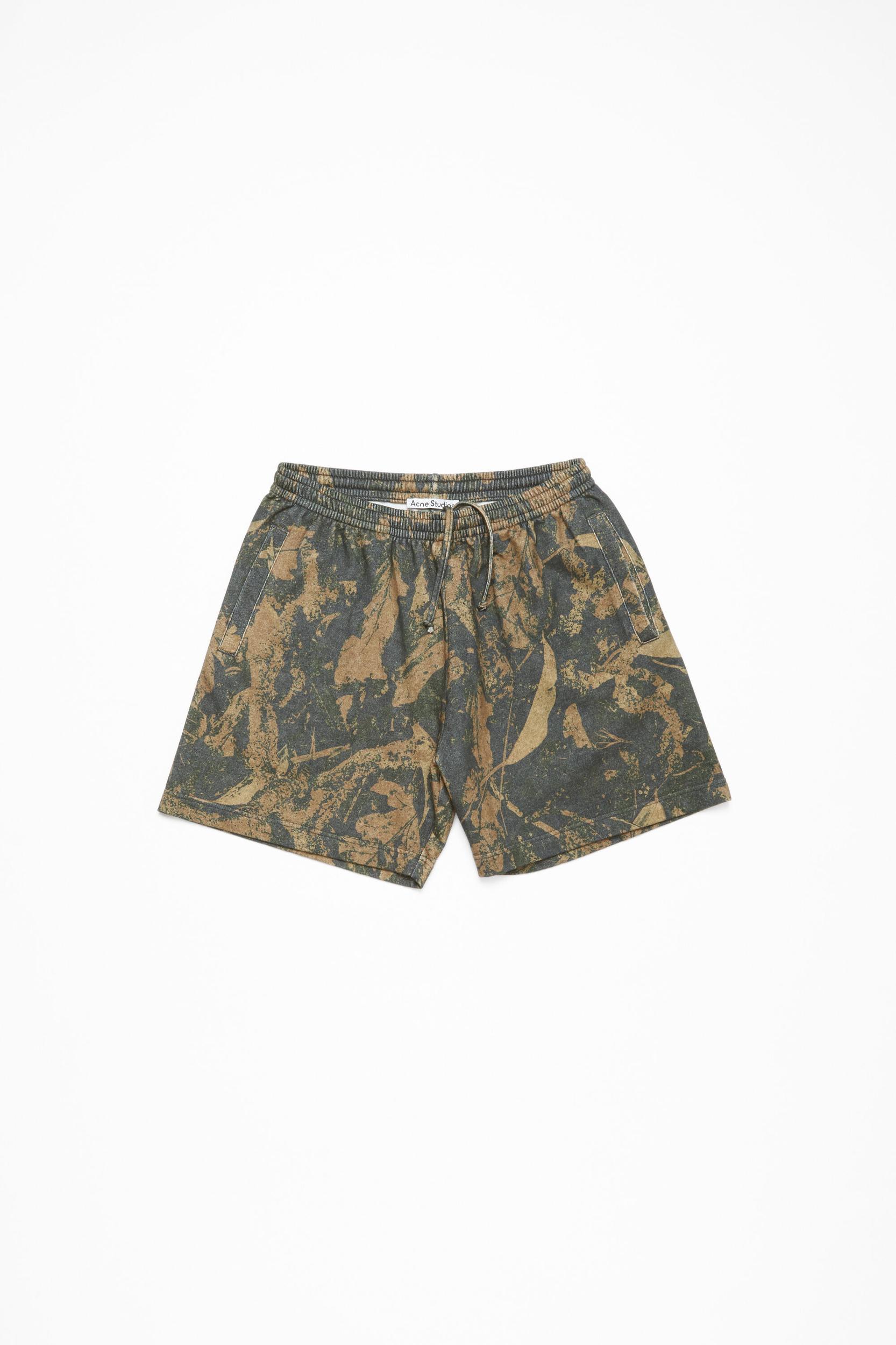 Printed fleece shorts Product Image