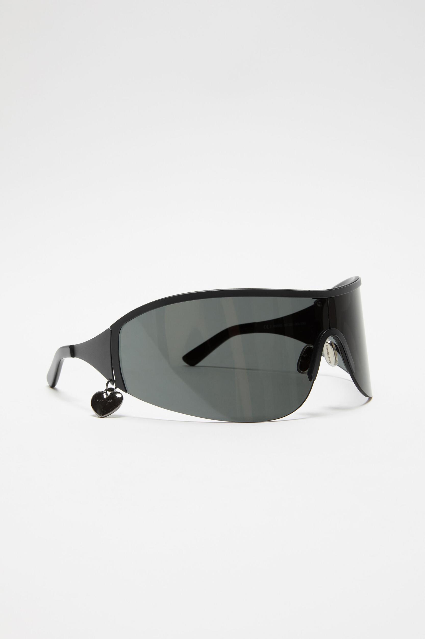 Metal frame sunglasses Product Image