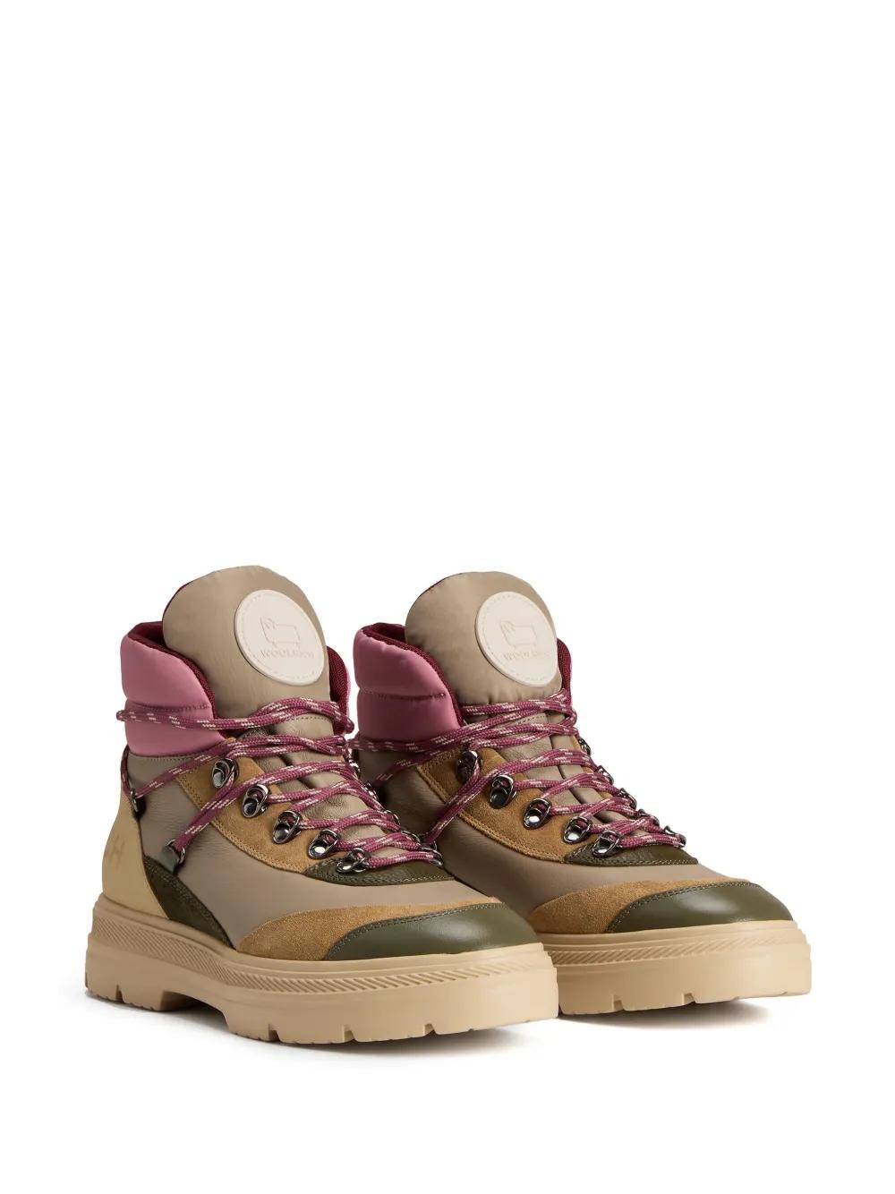 logo-patch military boots Product Image