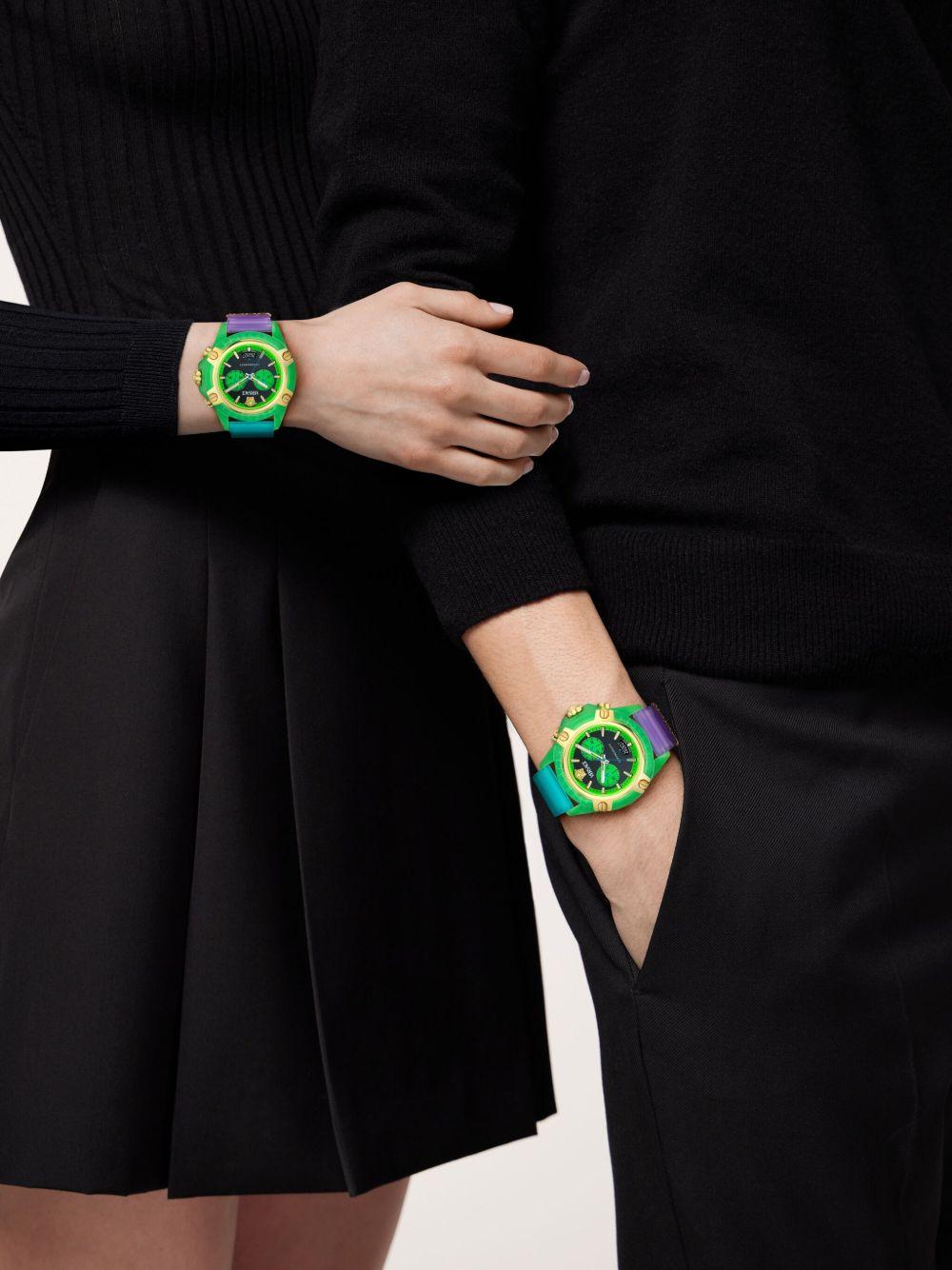 Icon Active 44mm Product Image