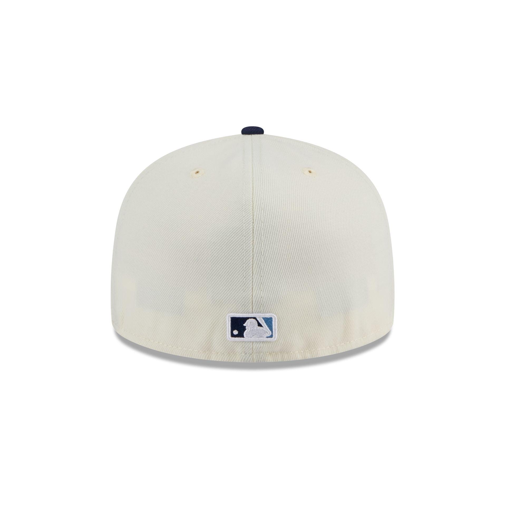 Milwaukee Brewers Chrome 59FIFTY Fitted Hat Male Product Image