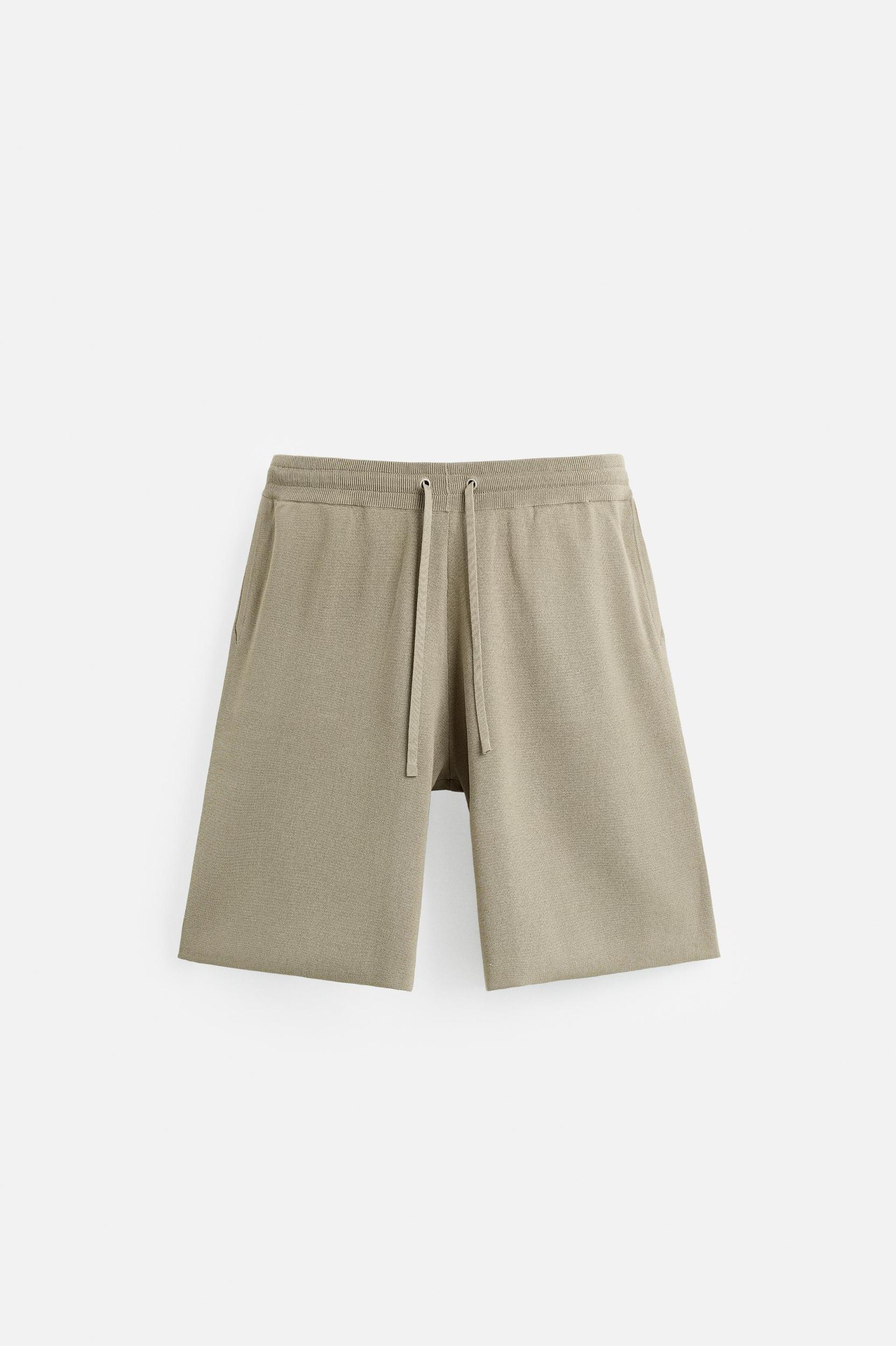 RELAXED FIT KNIT SHORTS Product Image