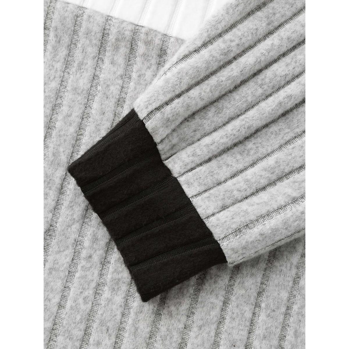 Plus Size Colorblock Contrast Texture Pit Strip T-shirt Black Women Leisure Texture V-neck Casual T-shirts BloomChic 22-24/3X Product Image