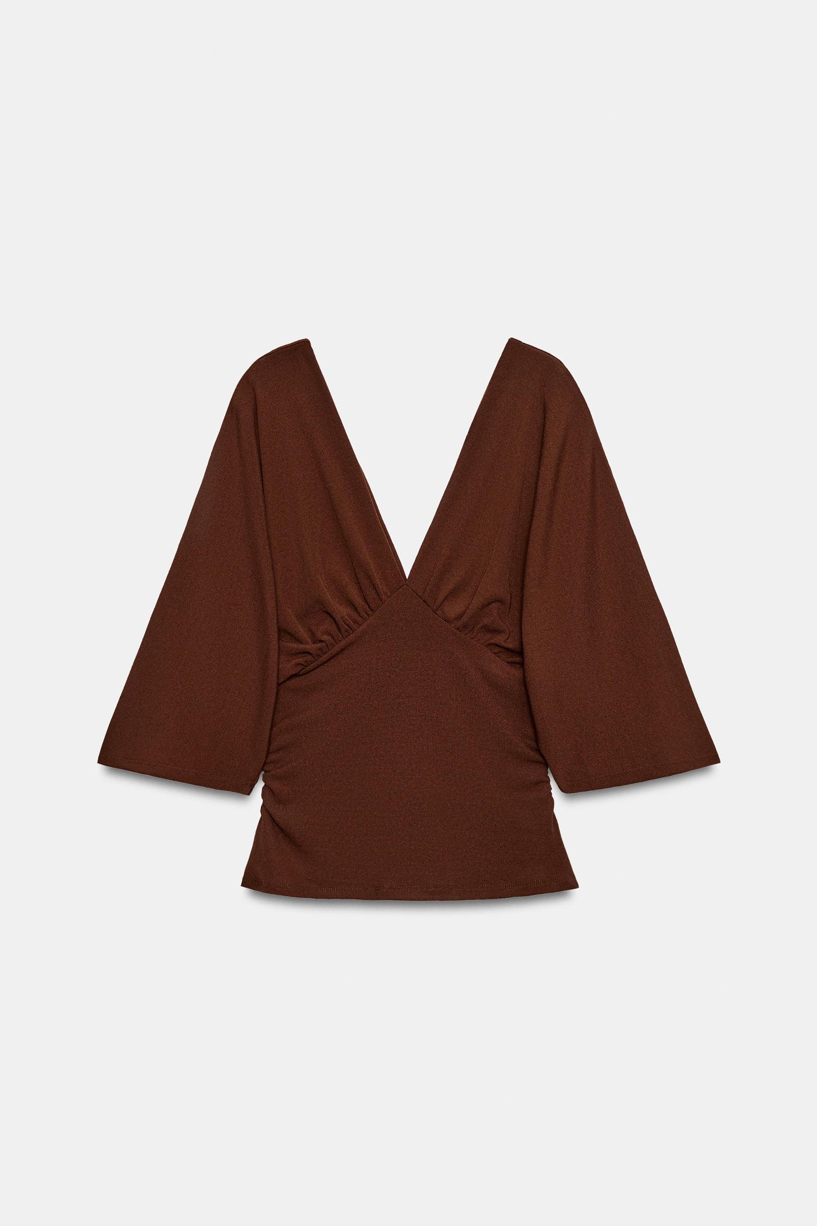 TEXTURED V-NECK TOP Product Image