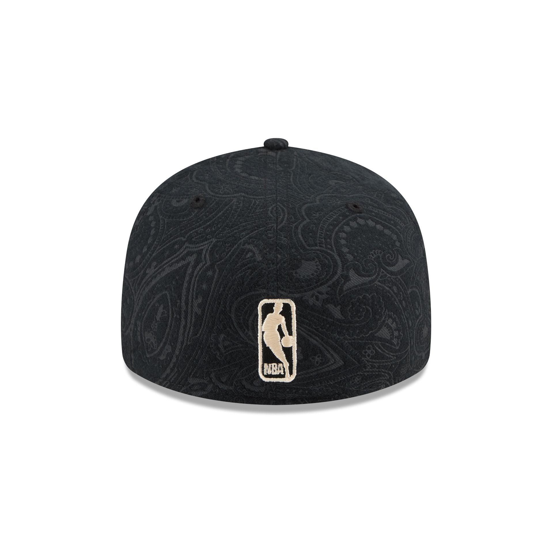 Chicago Blackhawks Fall Velvet Low Profile 59FIFTY Fitted Hat Male Product Image