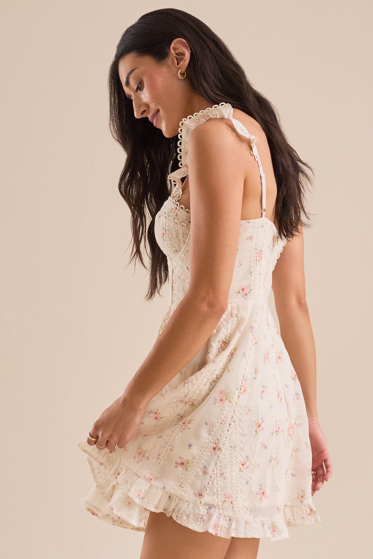 Chloe Floral Dress Product Image