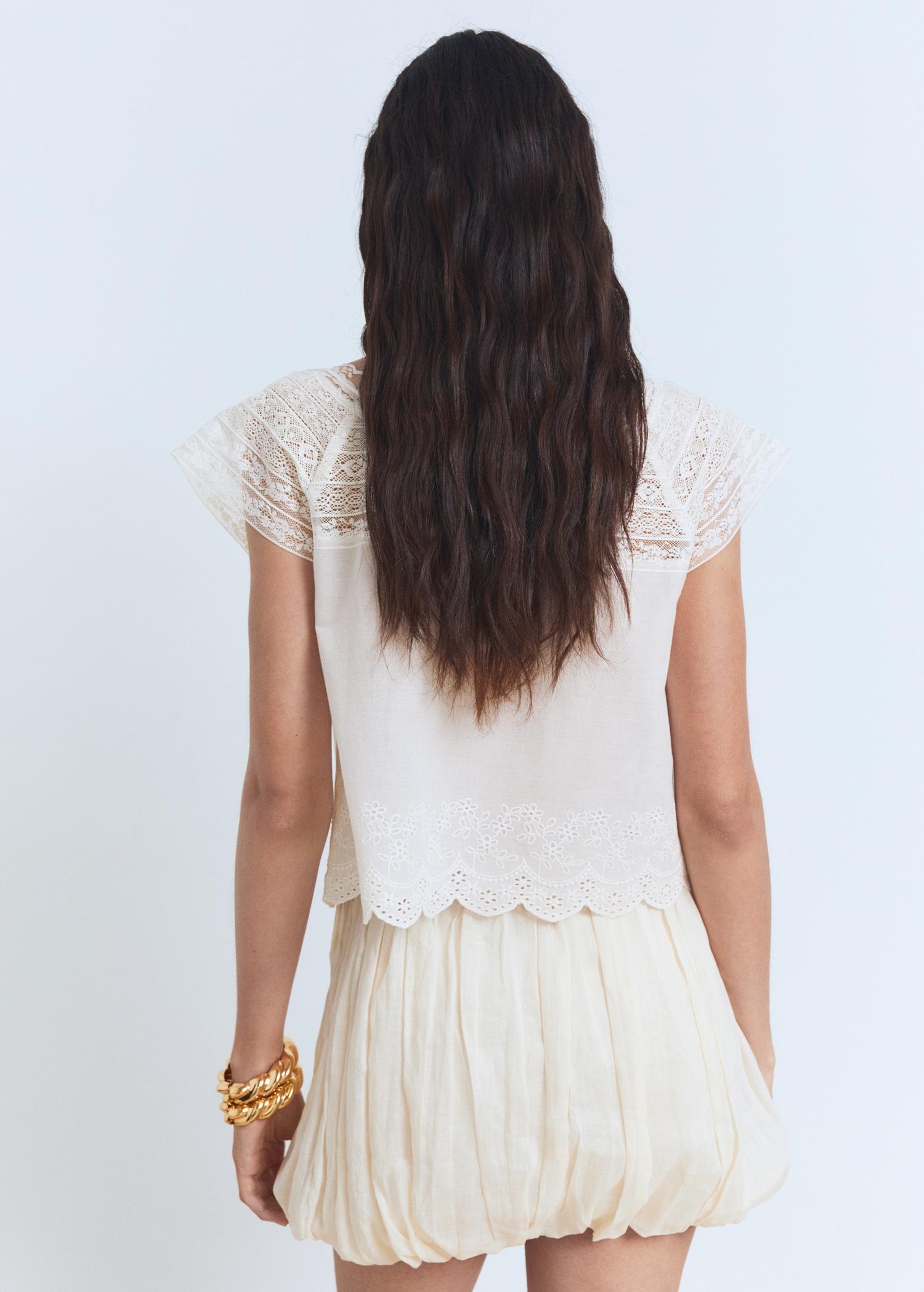 Cotton blouse with lace details - Women | MANGO USA Product Image