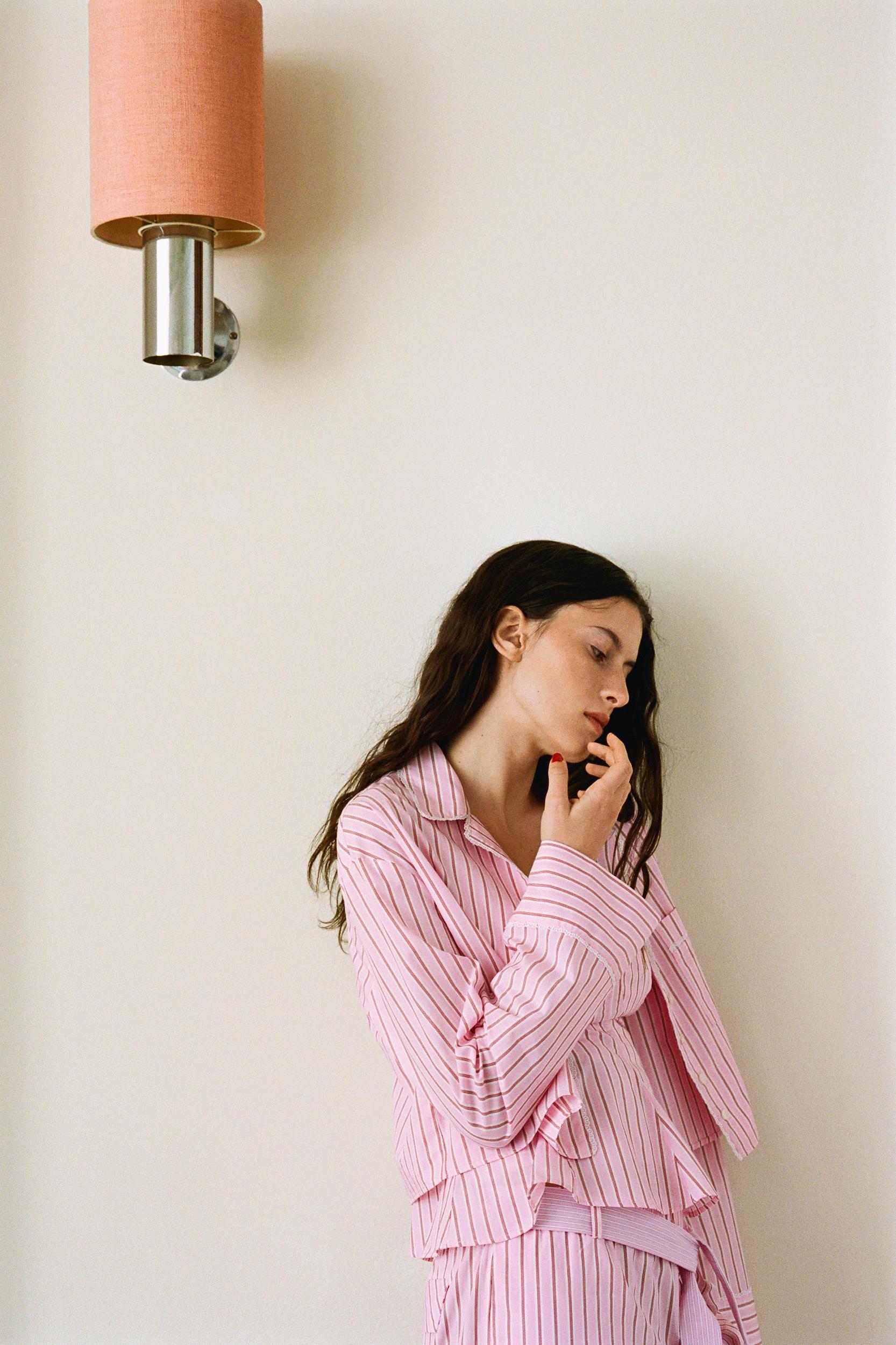 STRIPED CROP POPLIN SHIRT Product Image