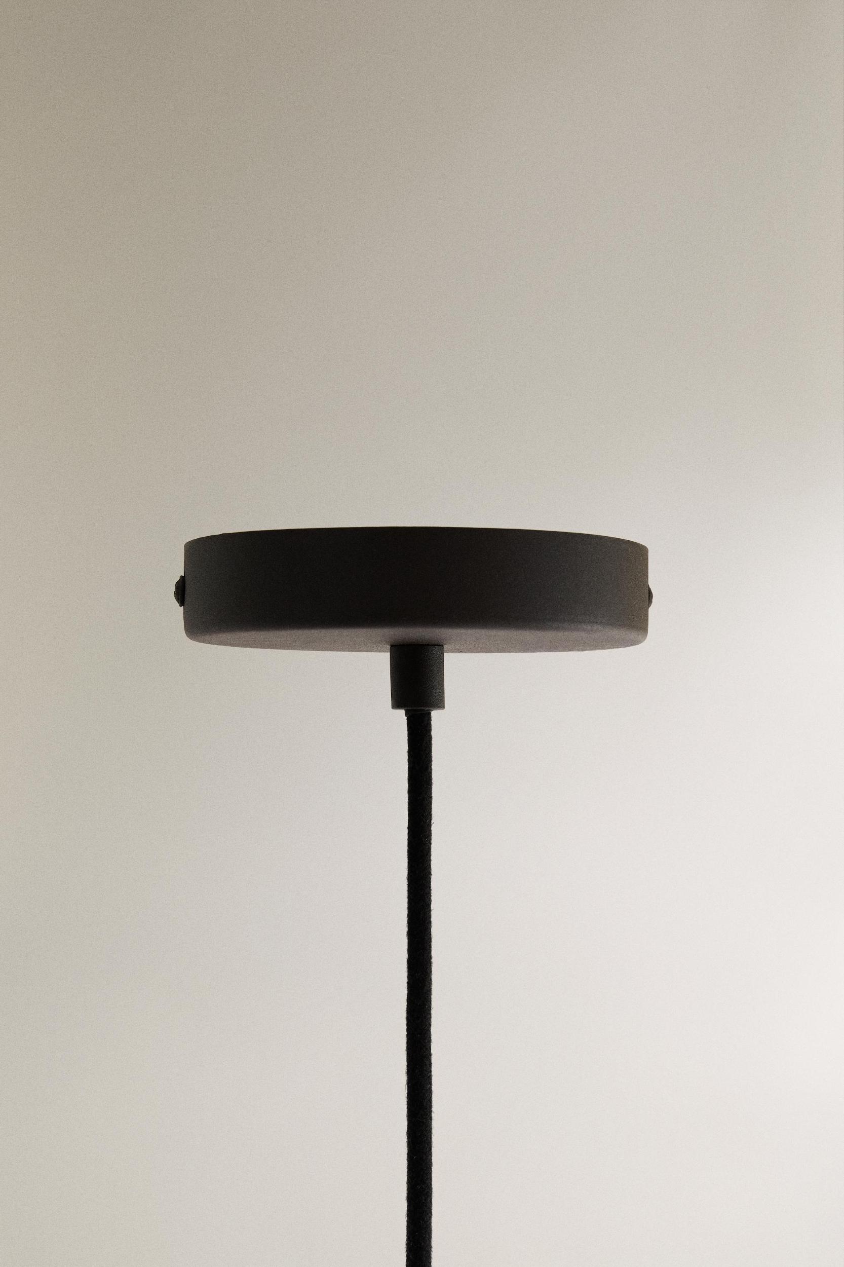 LARGE PAPER PENDANT LAMP Product Image