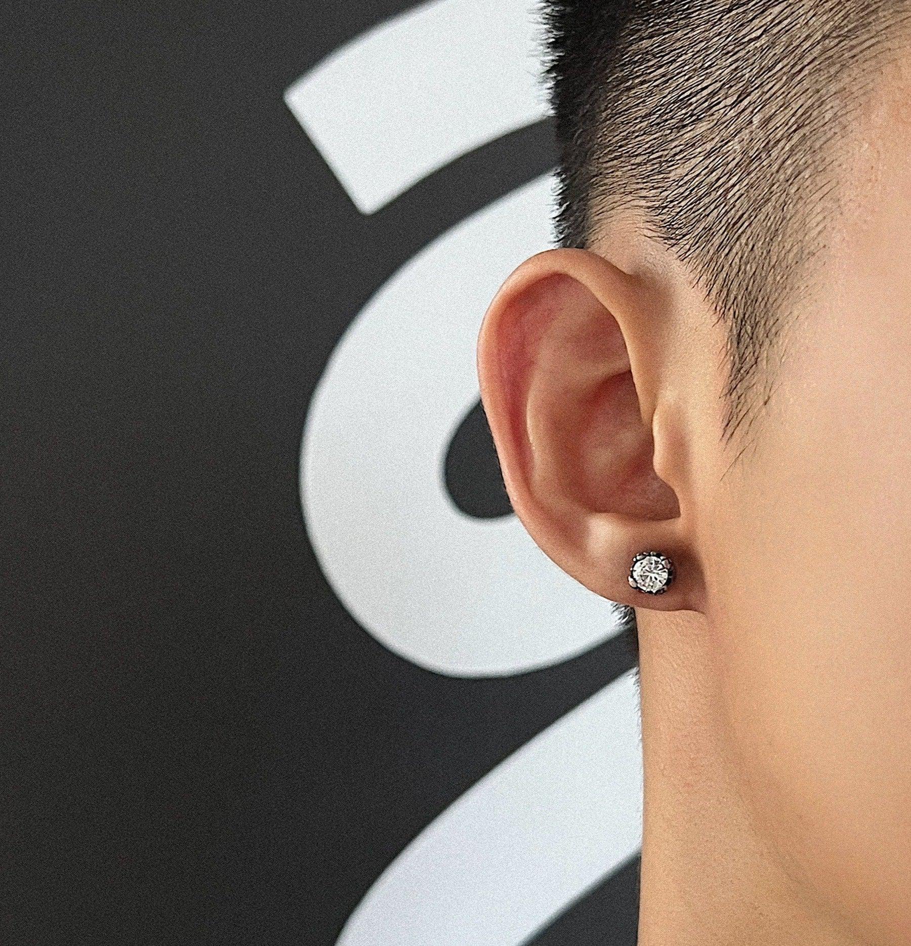 DIAMOND STUDDED EARRING Product Image