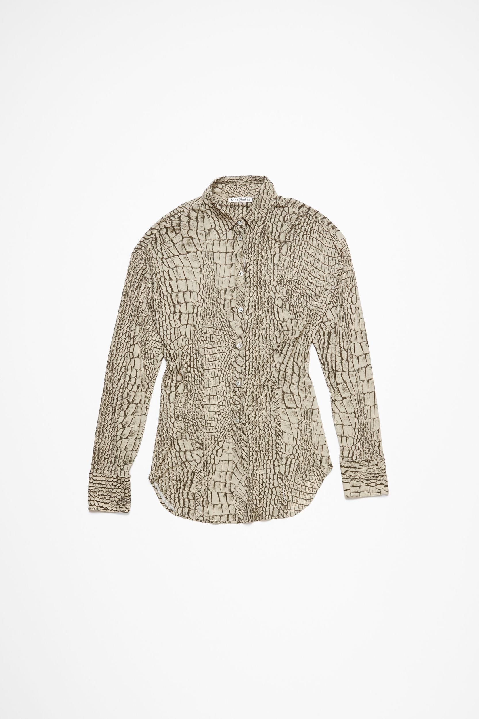 Button-up printed shirt Product Image