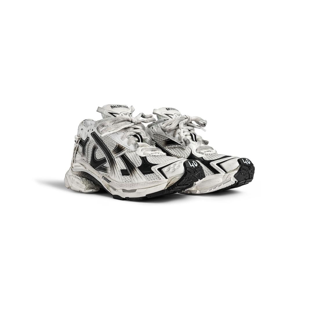 Women's Runner Gradient Sneaker  in White/black Product Image