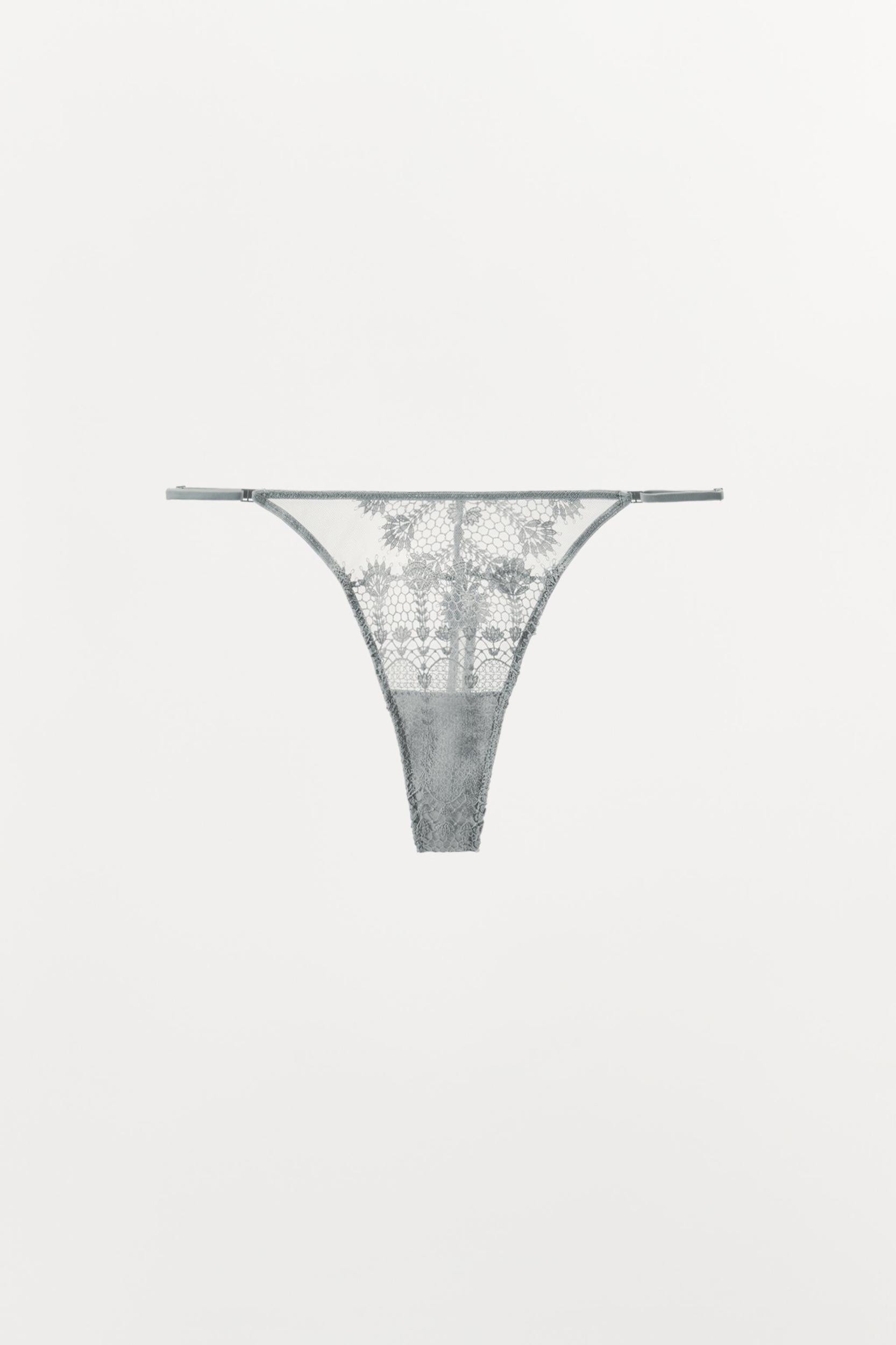 GUIPURE LACE THONG Product Image