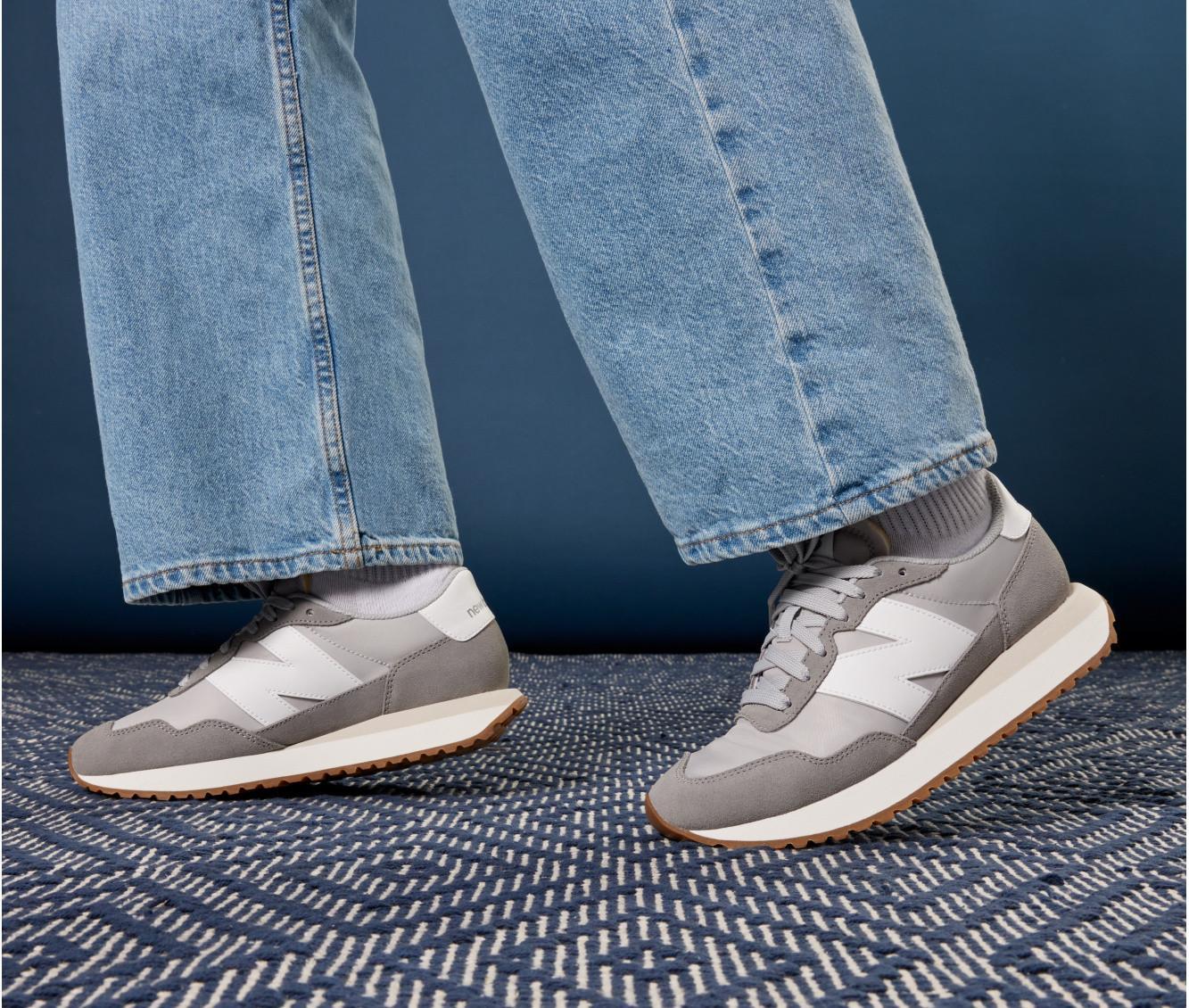 Women's New Balance WS237 Sneakers Product Image