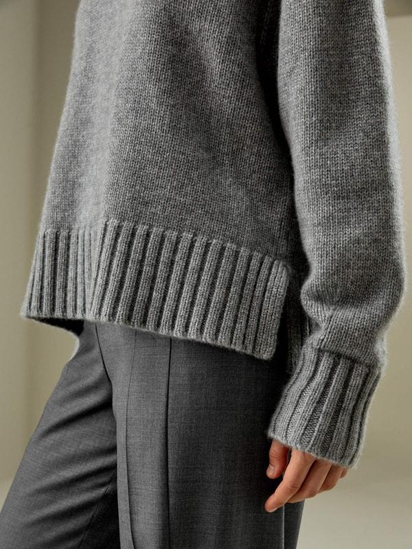 Boxy Crewneck Cashmere Sweater Product Image