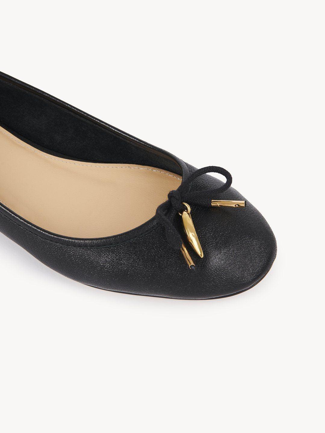 CHLOÉ Bow Detail Round Toe Flat Sole Ballerina Shoes In Black Product Image
