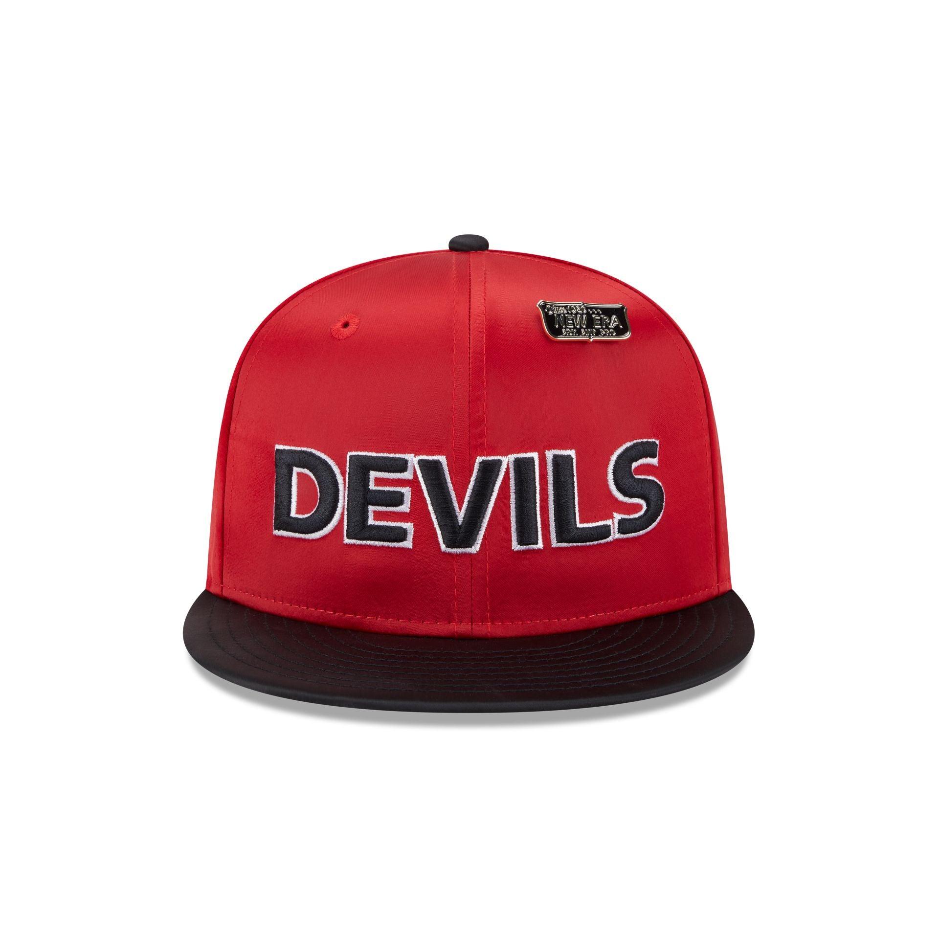 Pericos de Puebla Retro 59FIFTY Fitted Hat Male Product Image